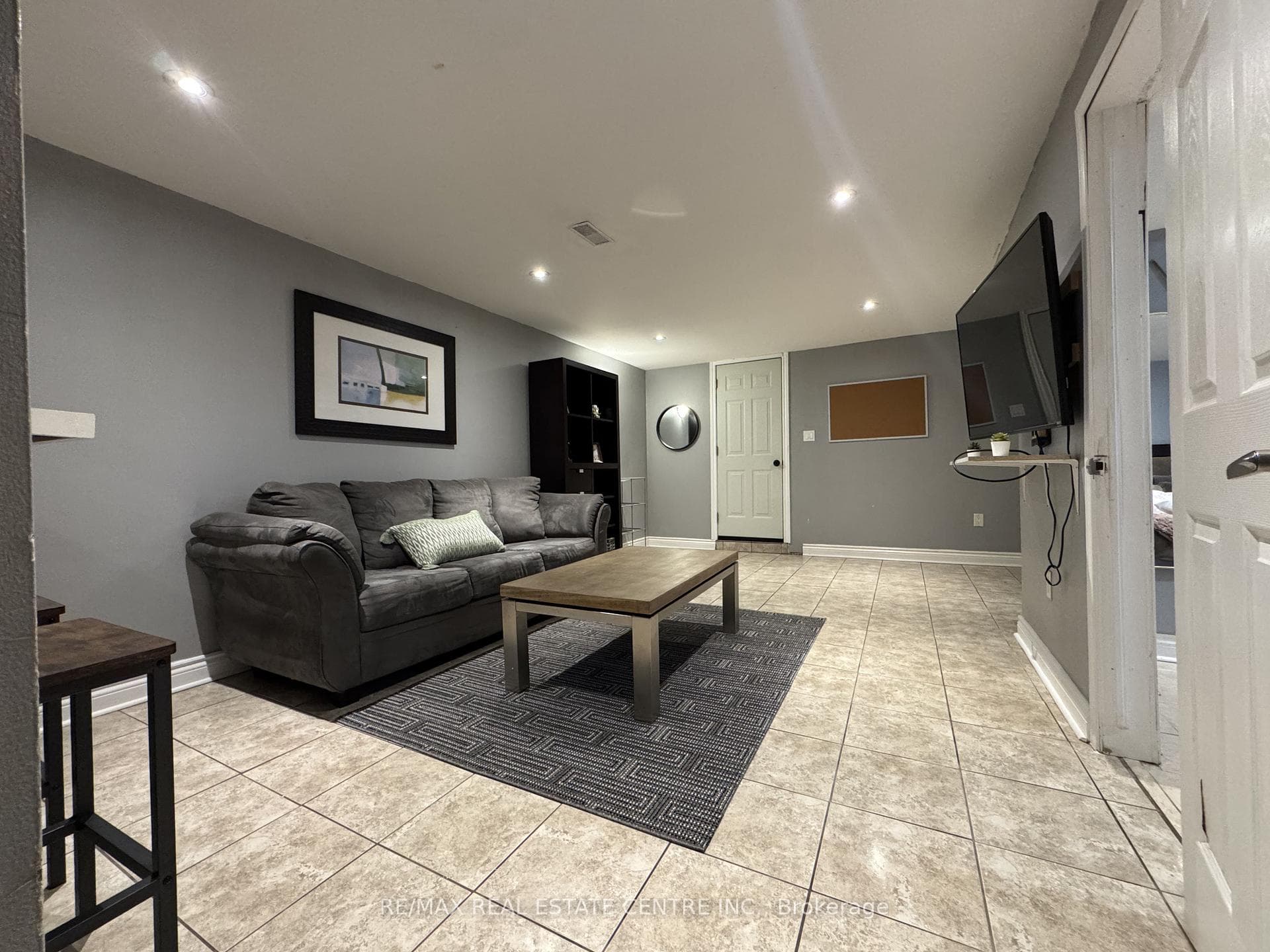 75 Cynthia Road photo 37