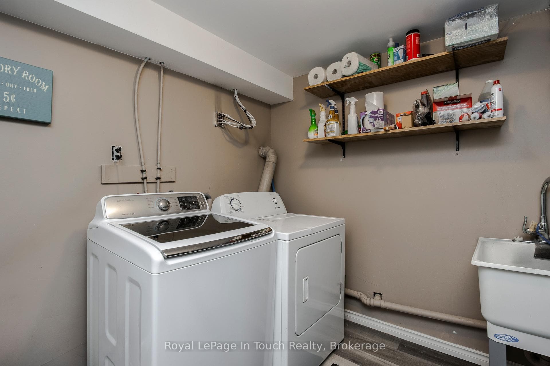 457 Hayes Street photo 25