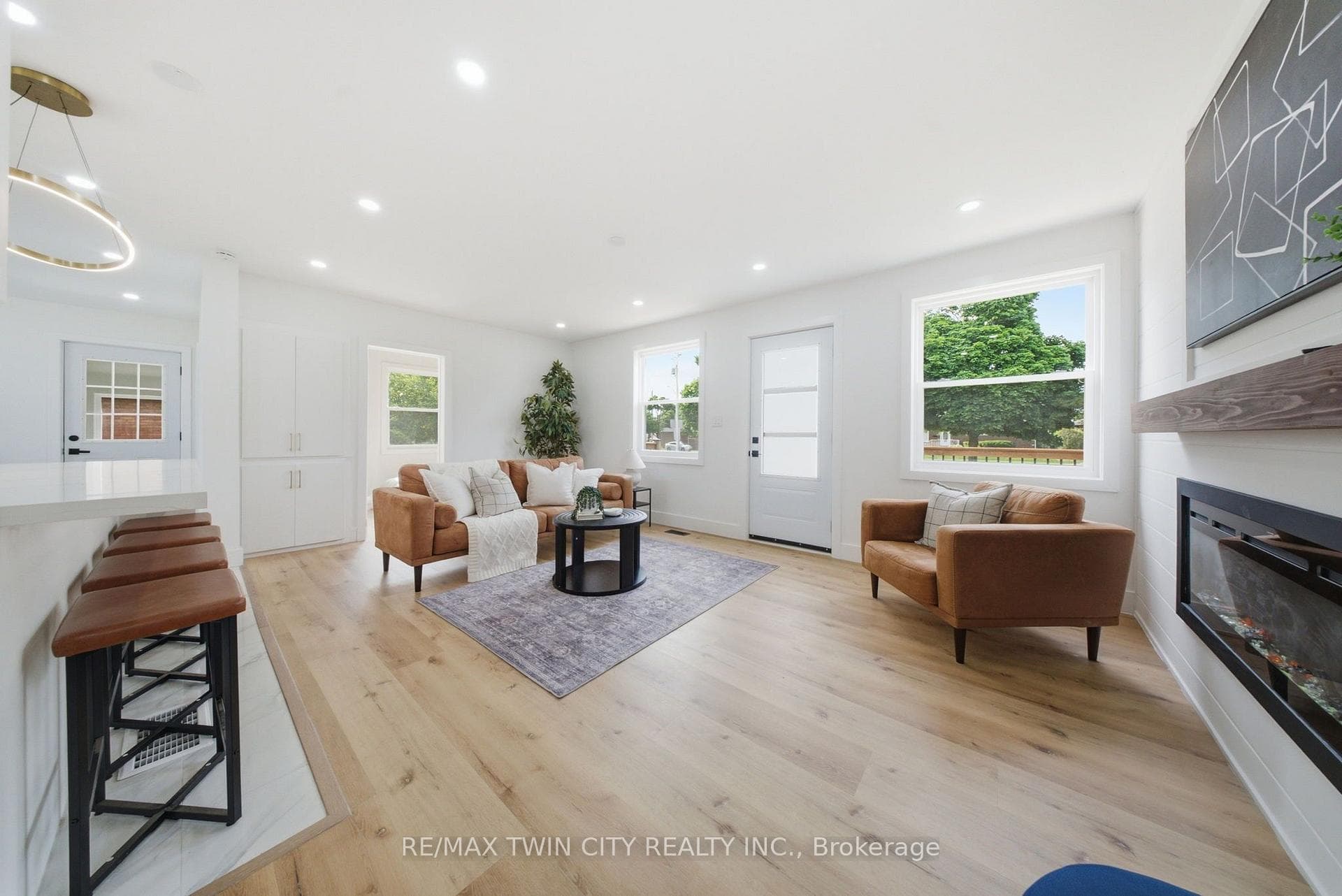 92 Fairview Drive photo 9