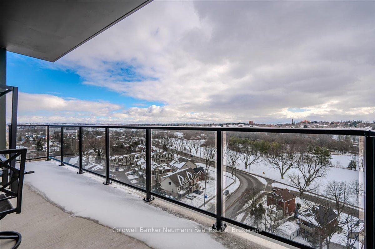 71 Wyndham Street Unit 1111 photo 33