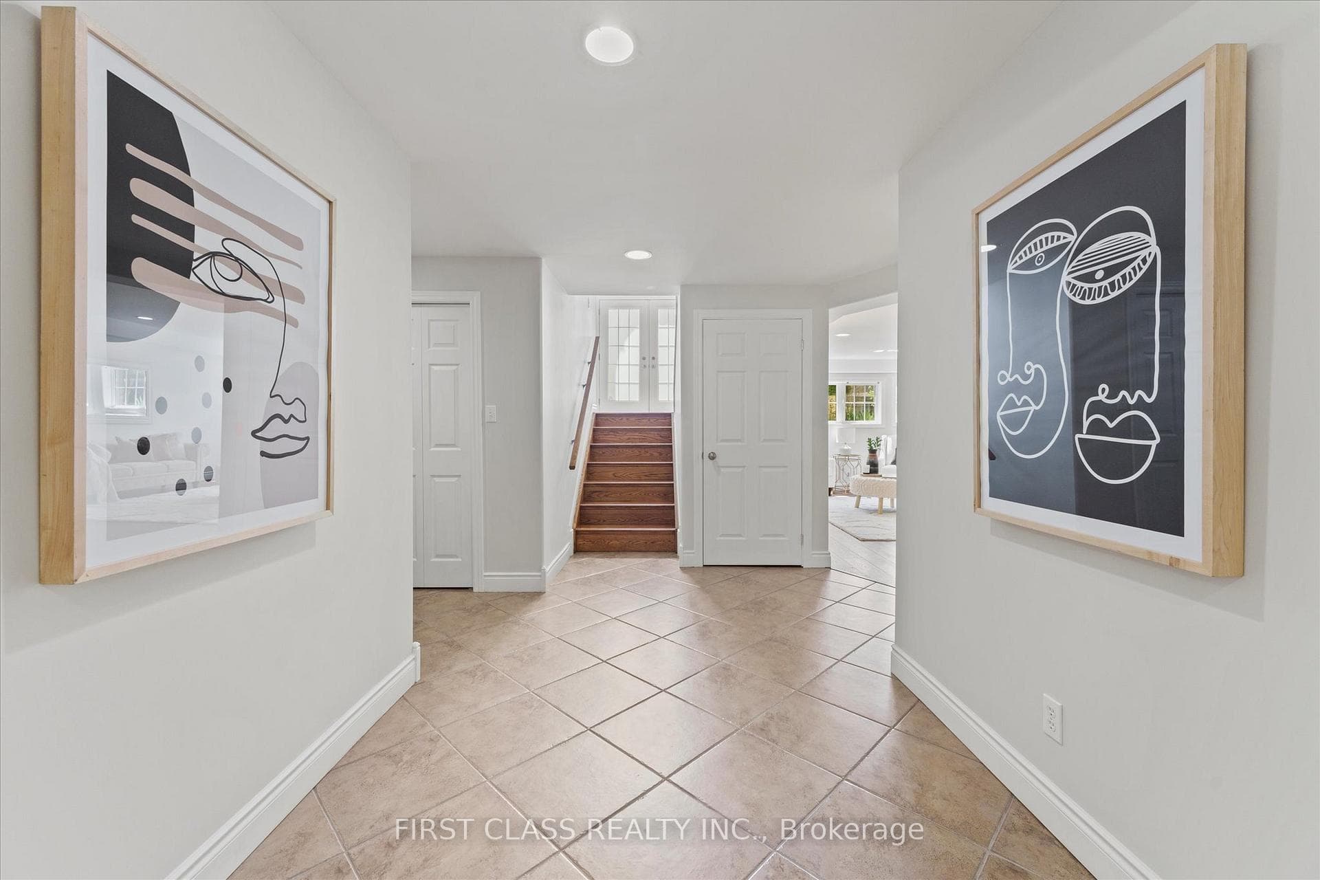 2570 Skinner Street photo 21