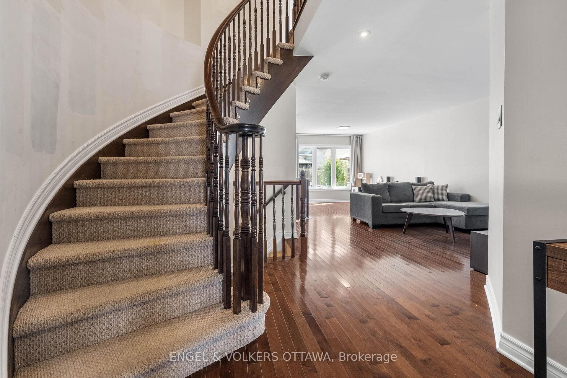 541 Langelier Avenue photo 7