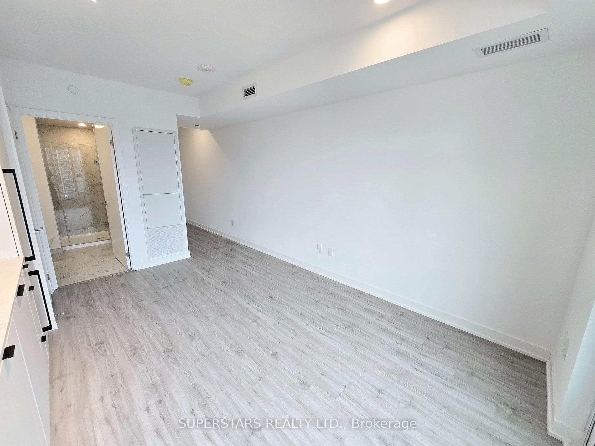 252 Church Street Unit 2902 photo 6
