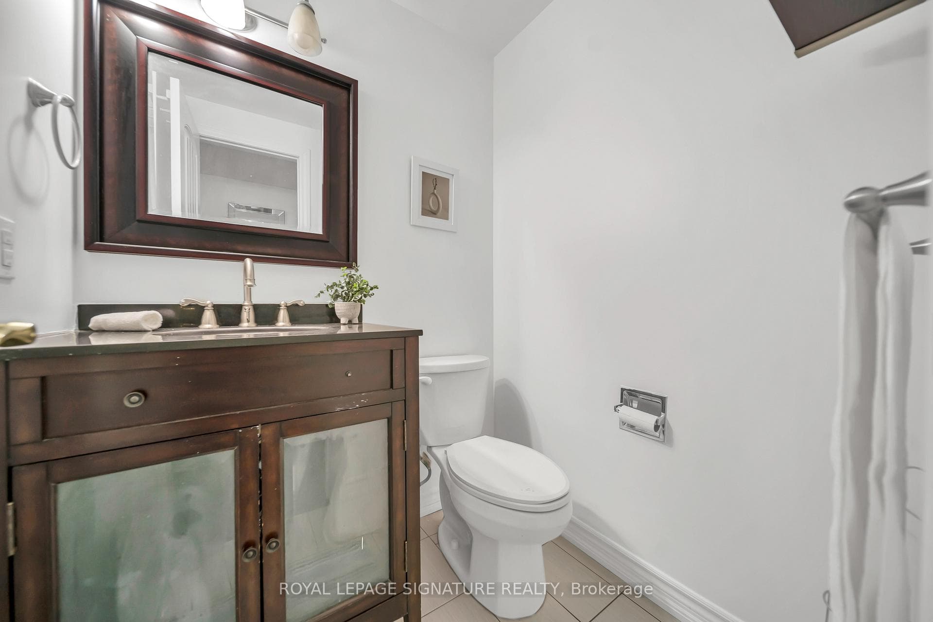 2479 Grindstone Court photo 28