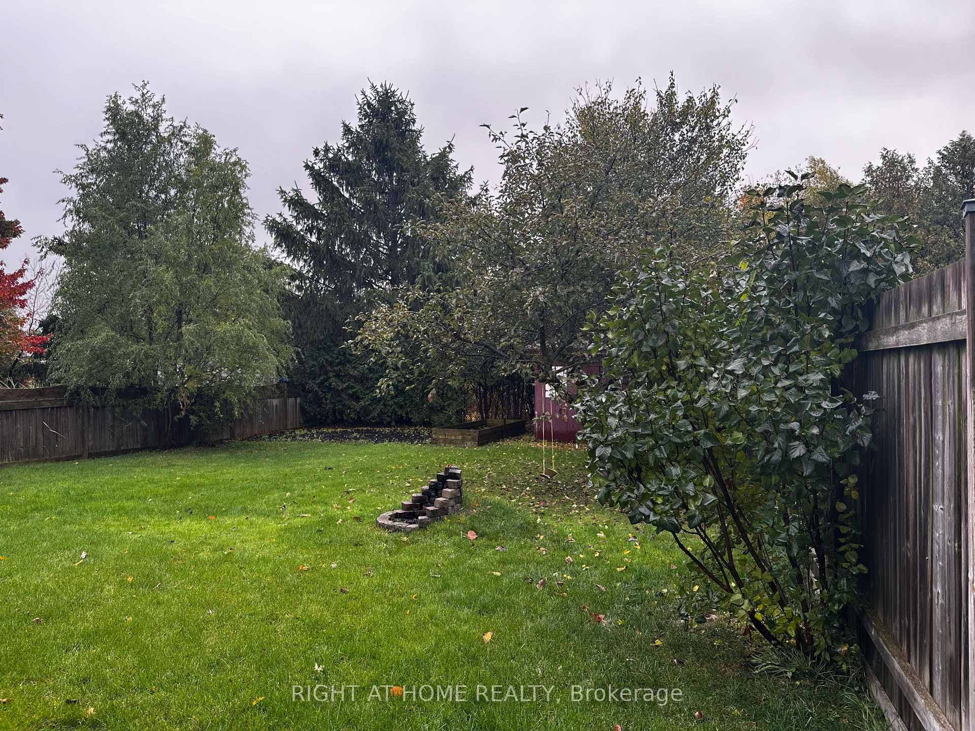 74 Barrydale Crescent photo 29