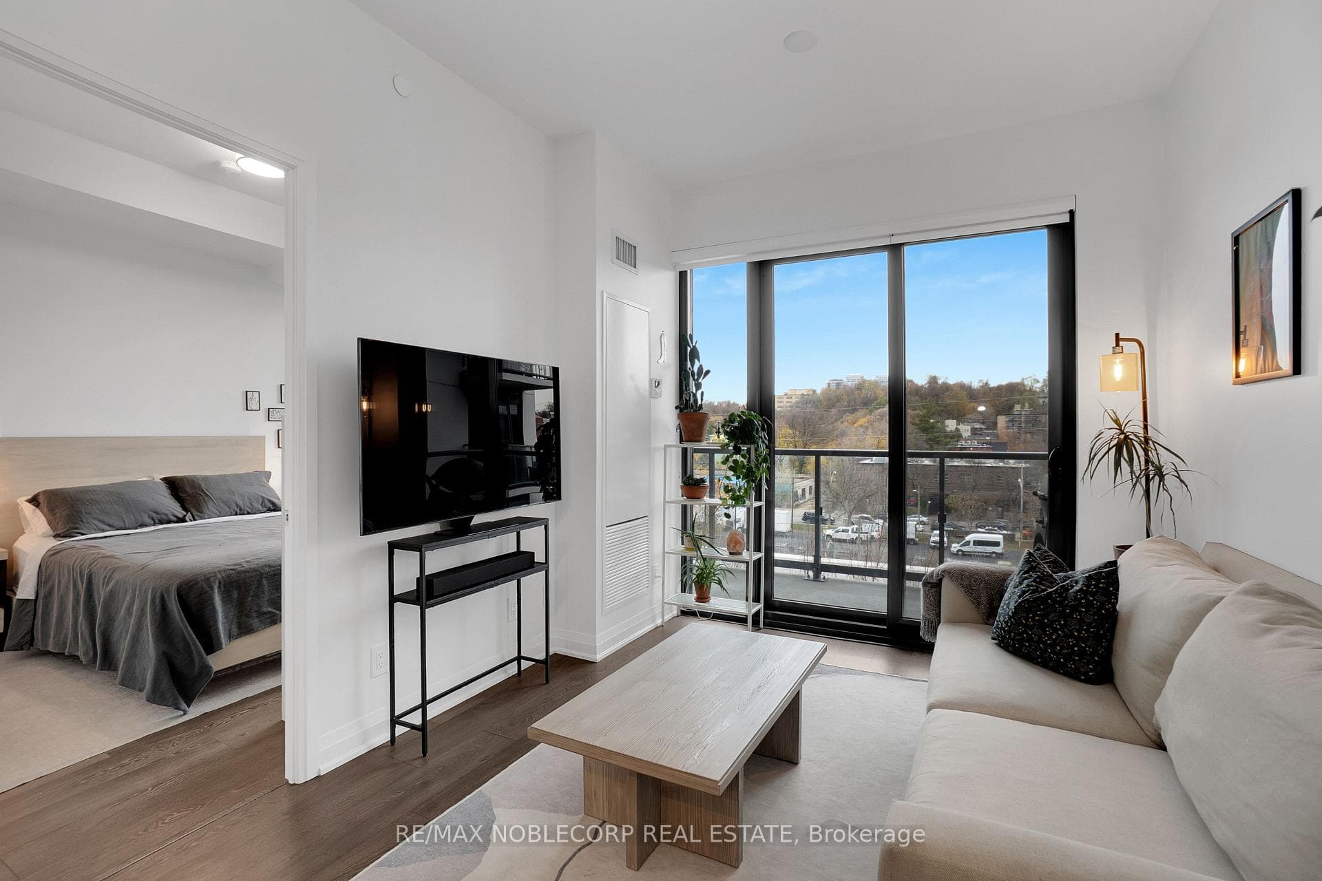 280 Howland Avenue Unit 531 photo 8