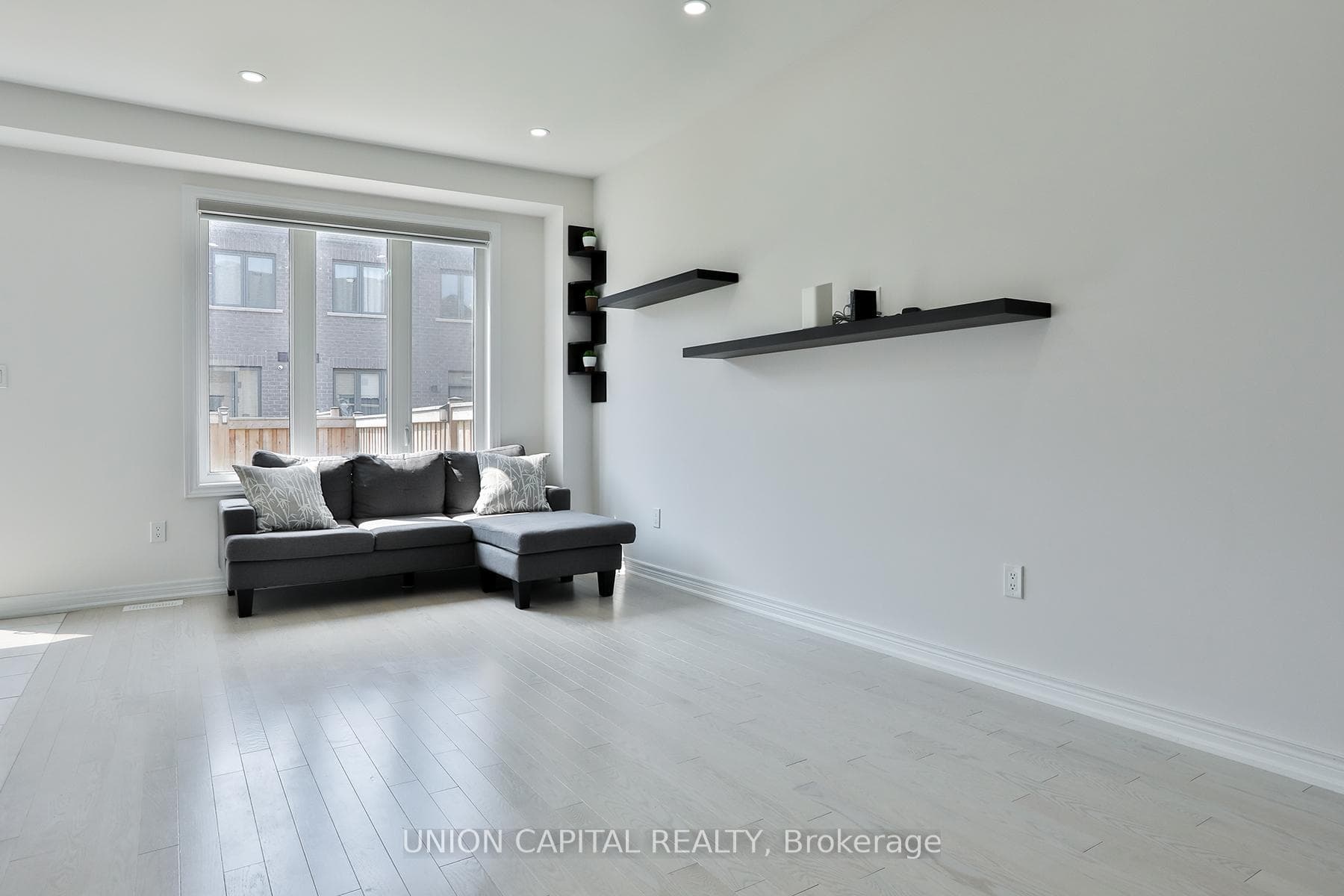 17 Markview Road photo 15