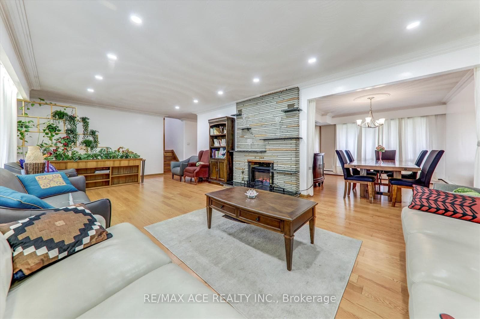 77 Perivale Crescent photo 11