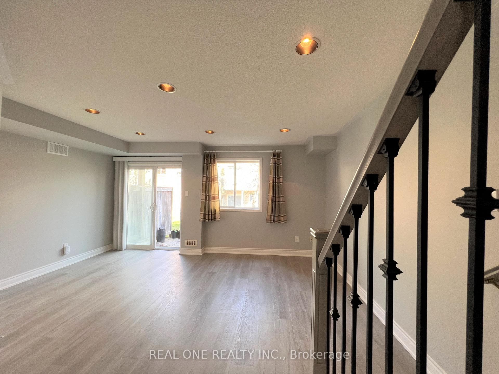 5530 Glen Erin Drive Unit 79 photo 22