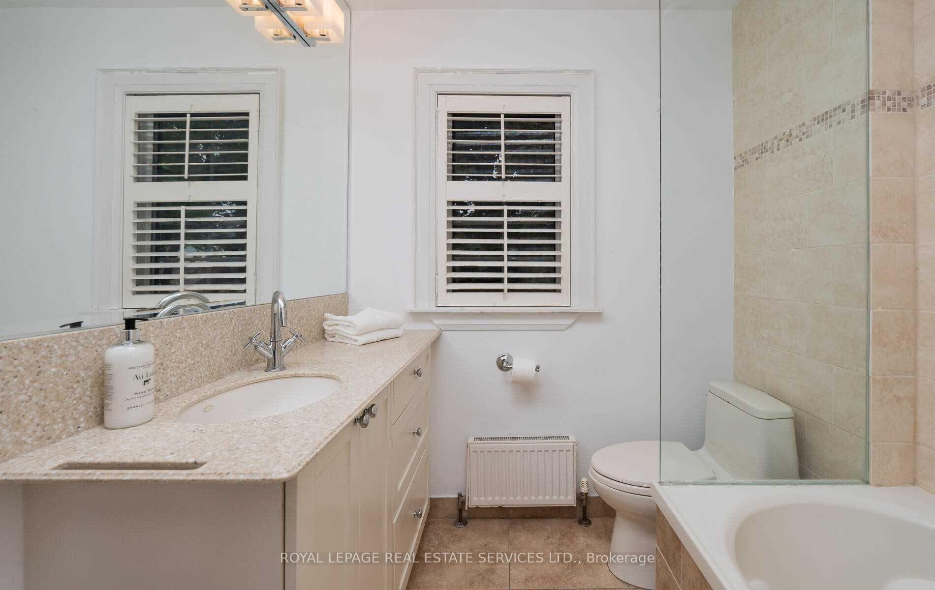 341 Old Orchard Grove photo 23