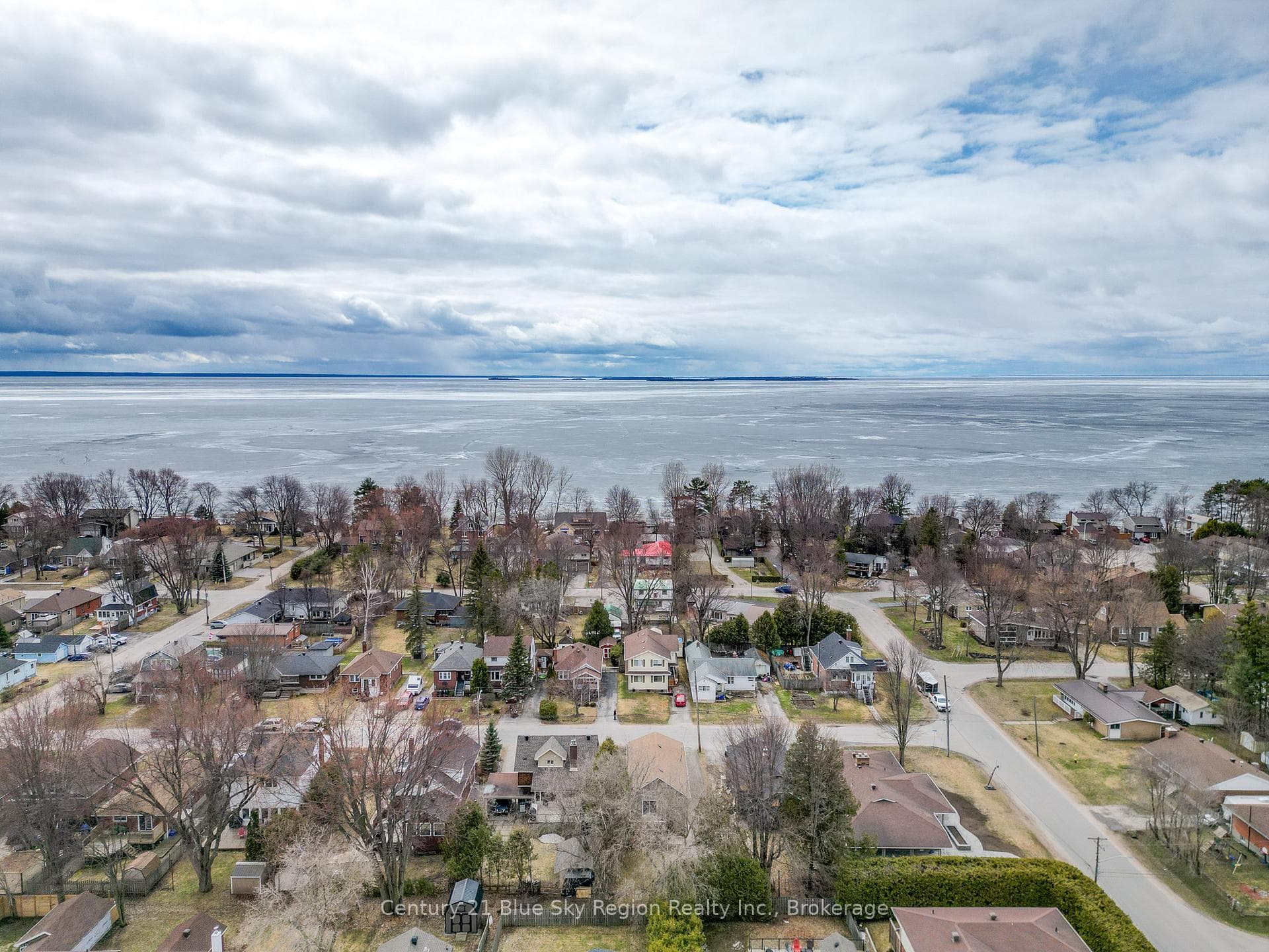 54 Whitney Avenue photo 41