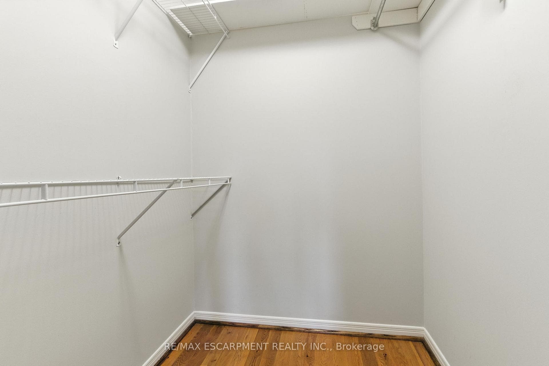 1624 Gallant Drive photo 24