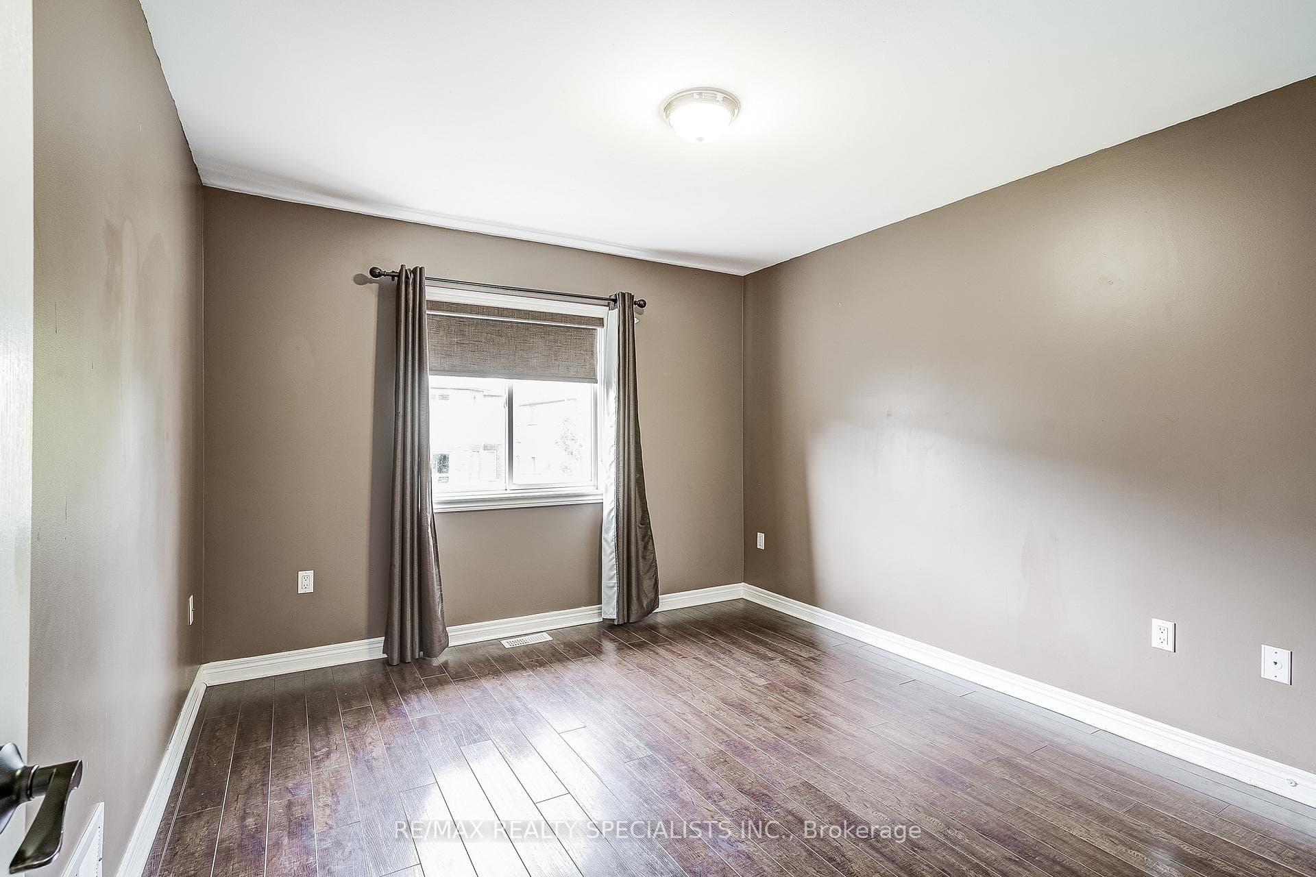 66 Gardiner Drive photo 28