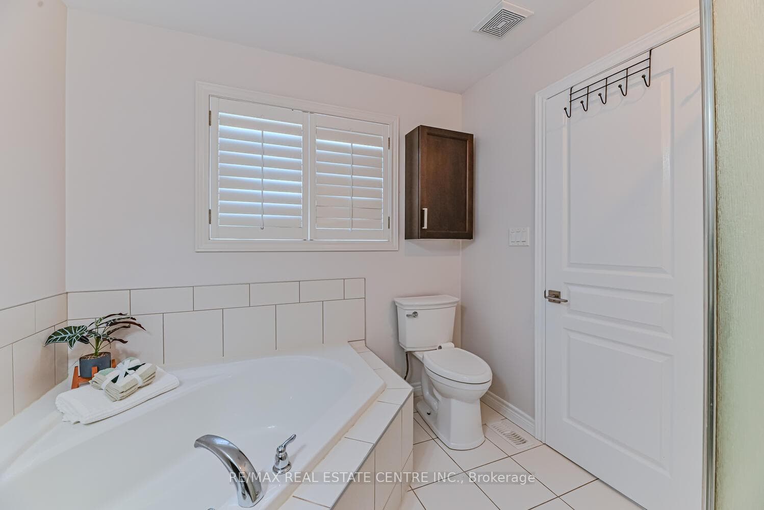 98 Sexton Crescent photo 26