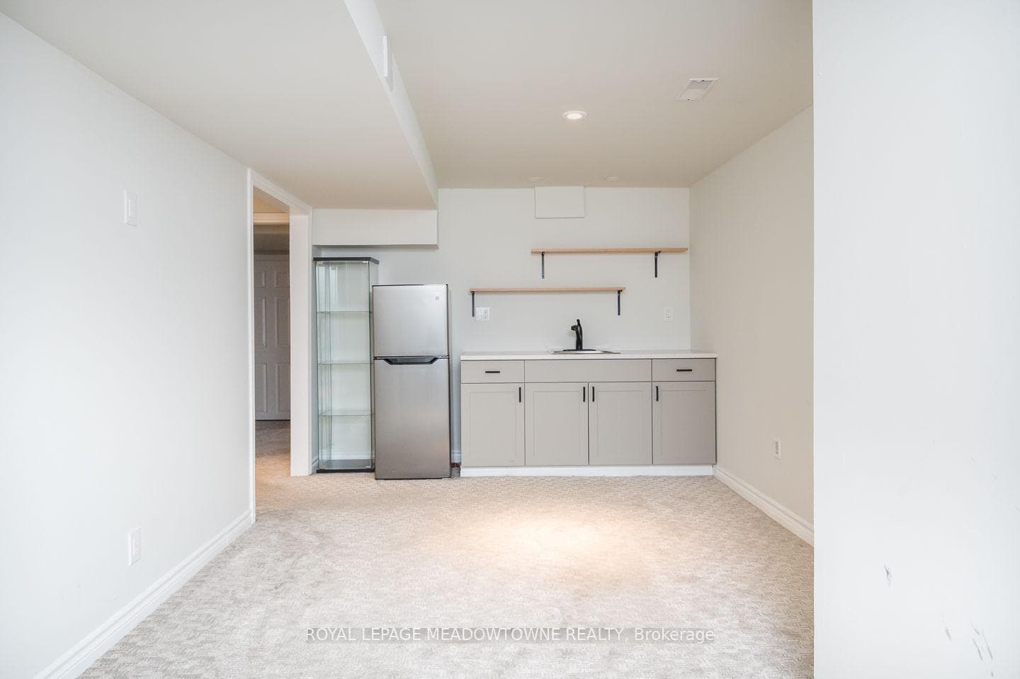 624 Marley Crescent photo 33