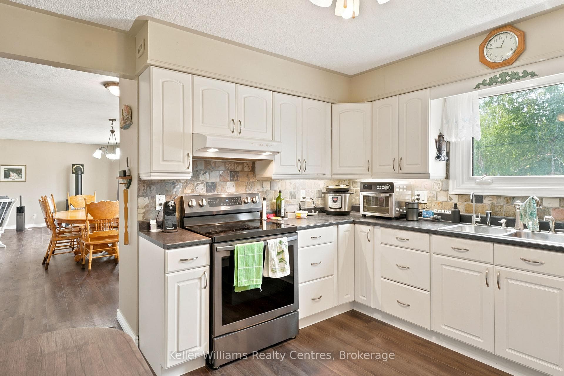 458 Princess Street photo 22