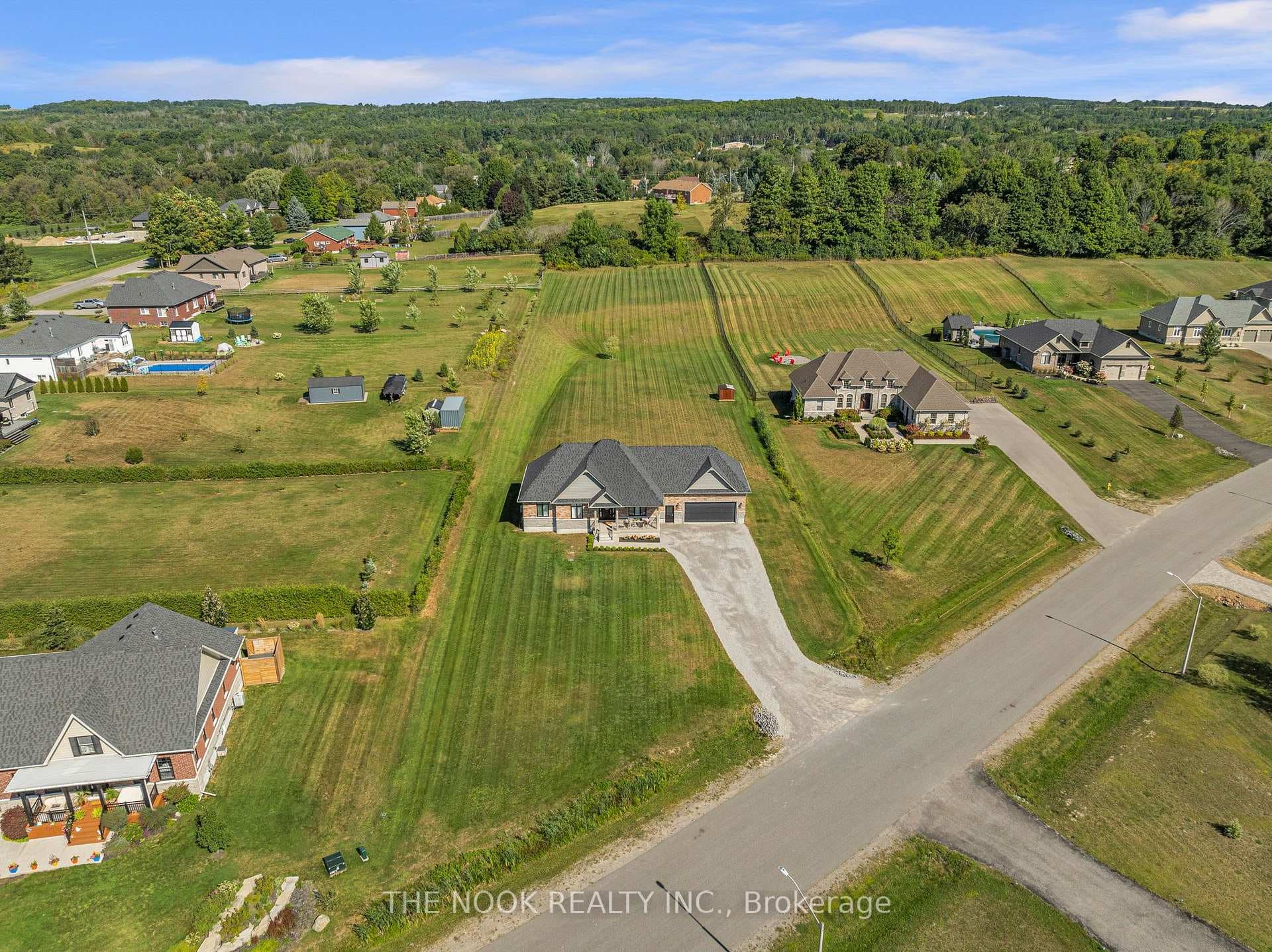 114 Glens Of Antrim Way photo 3