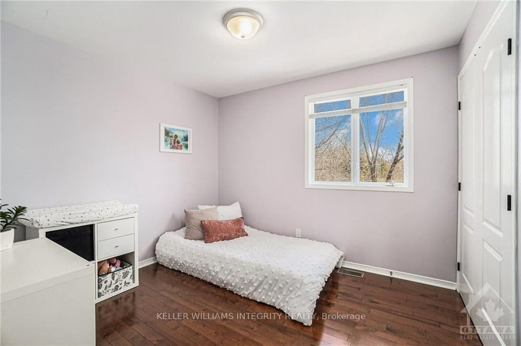7 ROBERGE Crescent photo 17