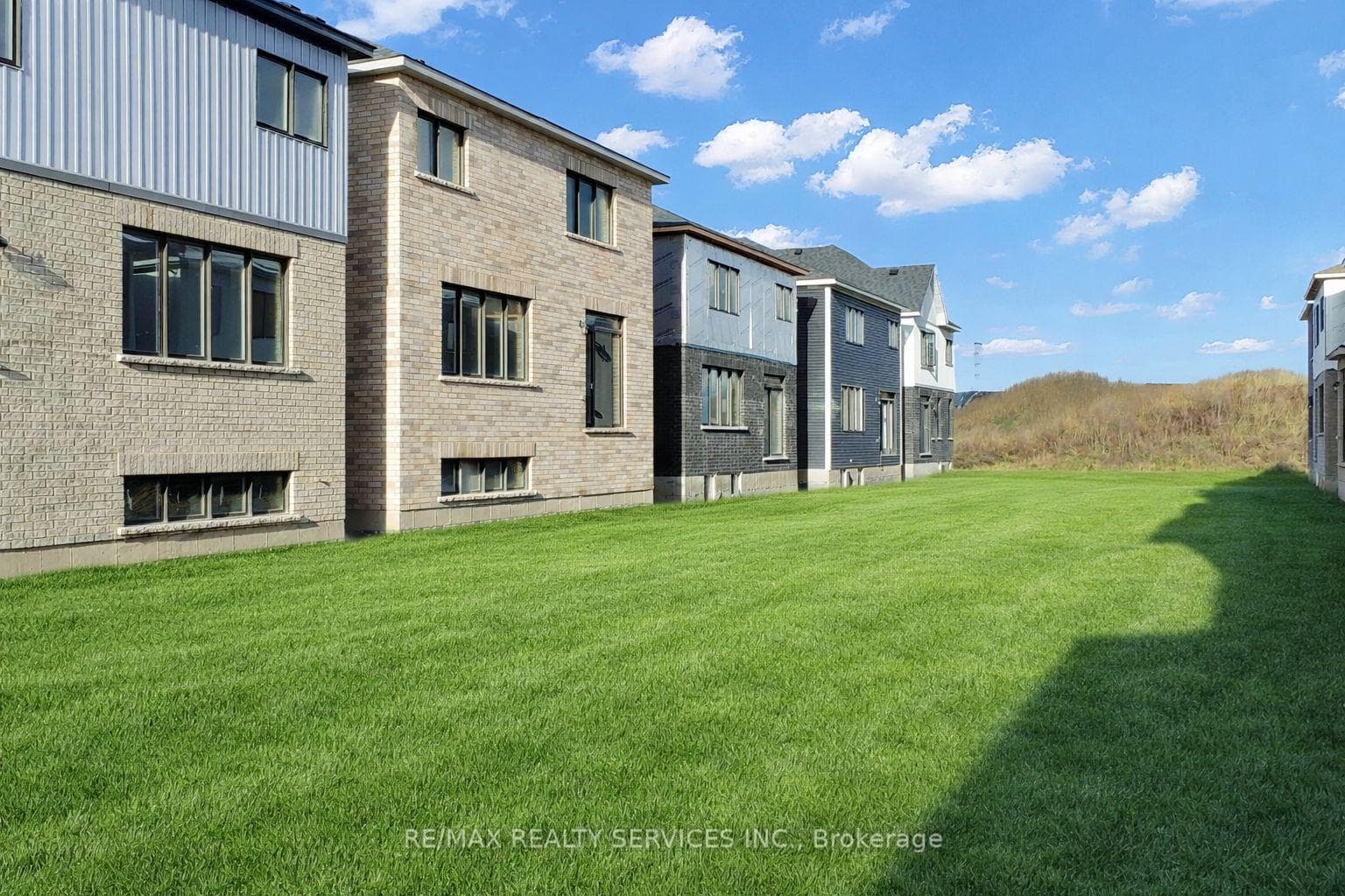 145 Keelson Street photo 21