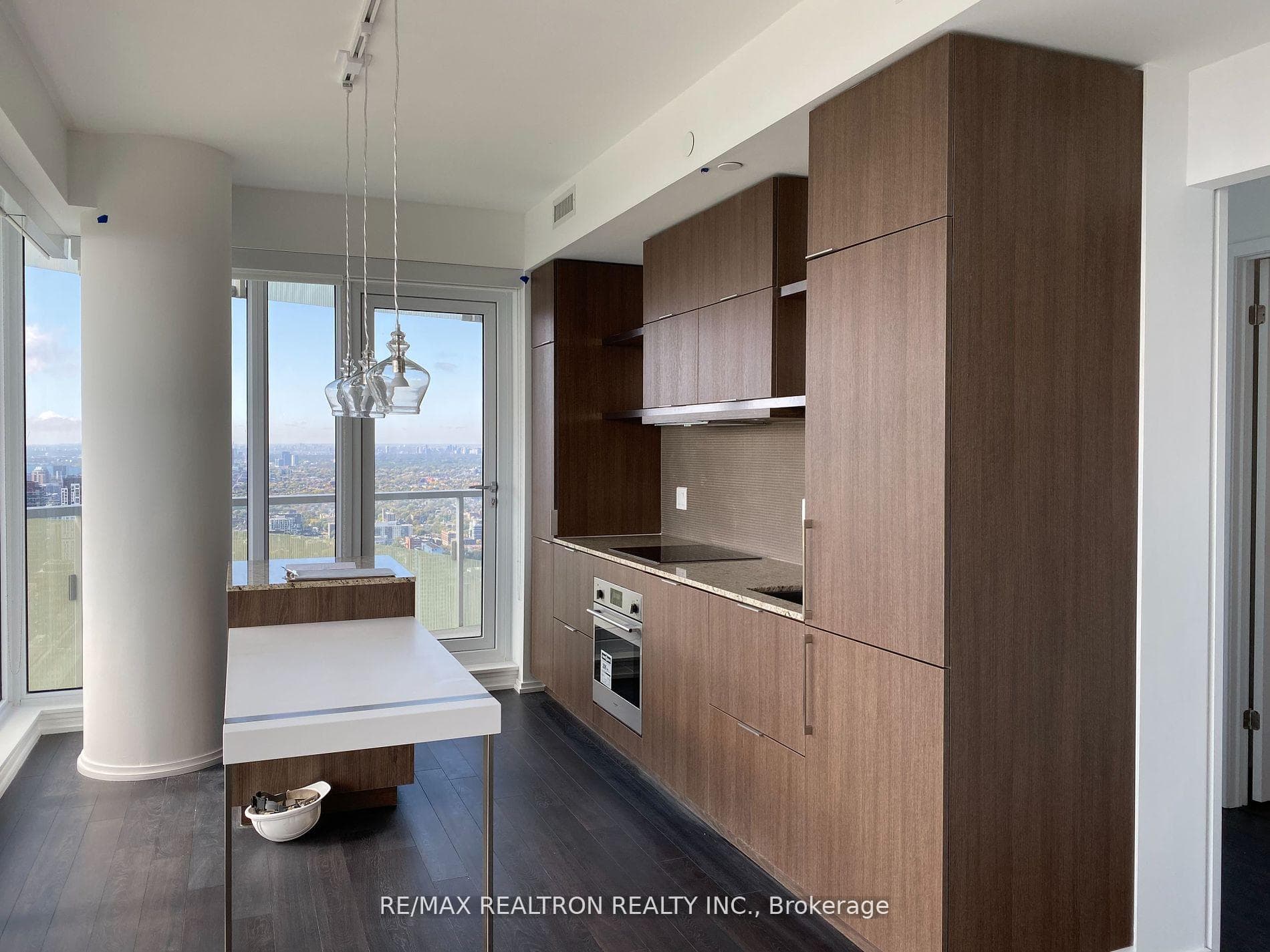 197 Yonge Street Unit 5109 photo 14