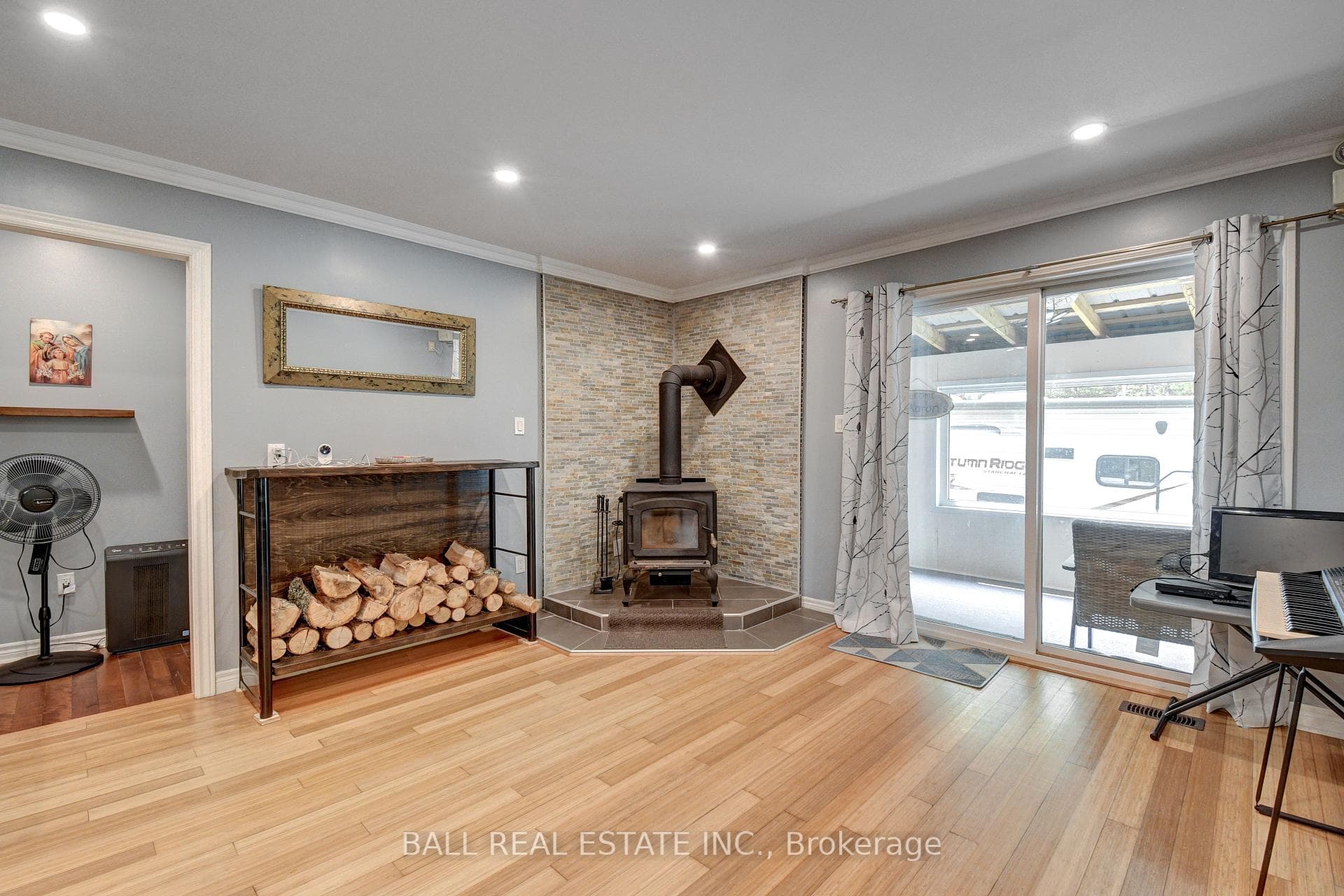 2884 Old Hastings Road photo 14