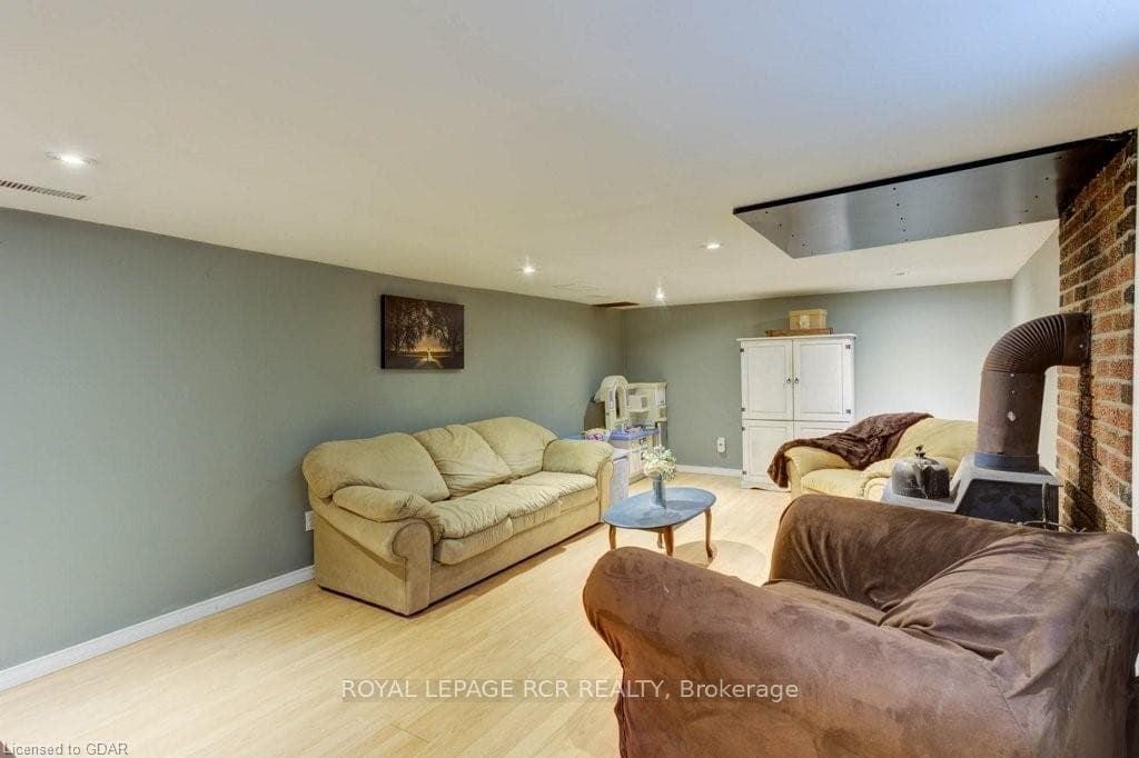 370 Smith Street photo 22