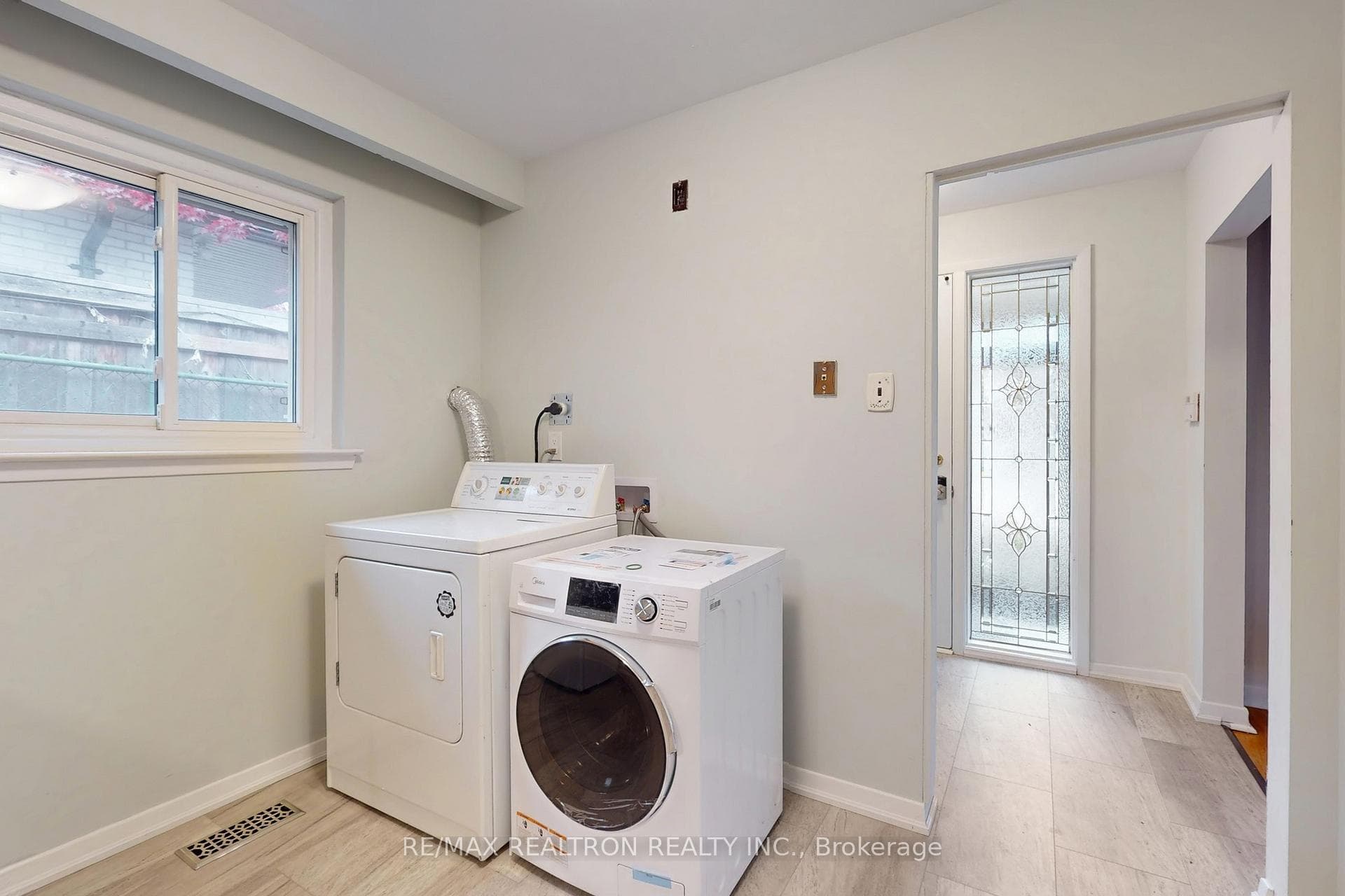 37 Satok Terrace Unit Upper photo 13