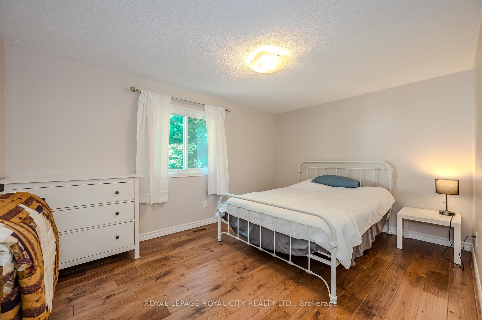 65 Sanderson Drive photo 10