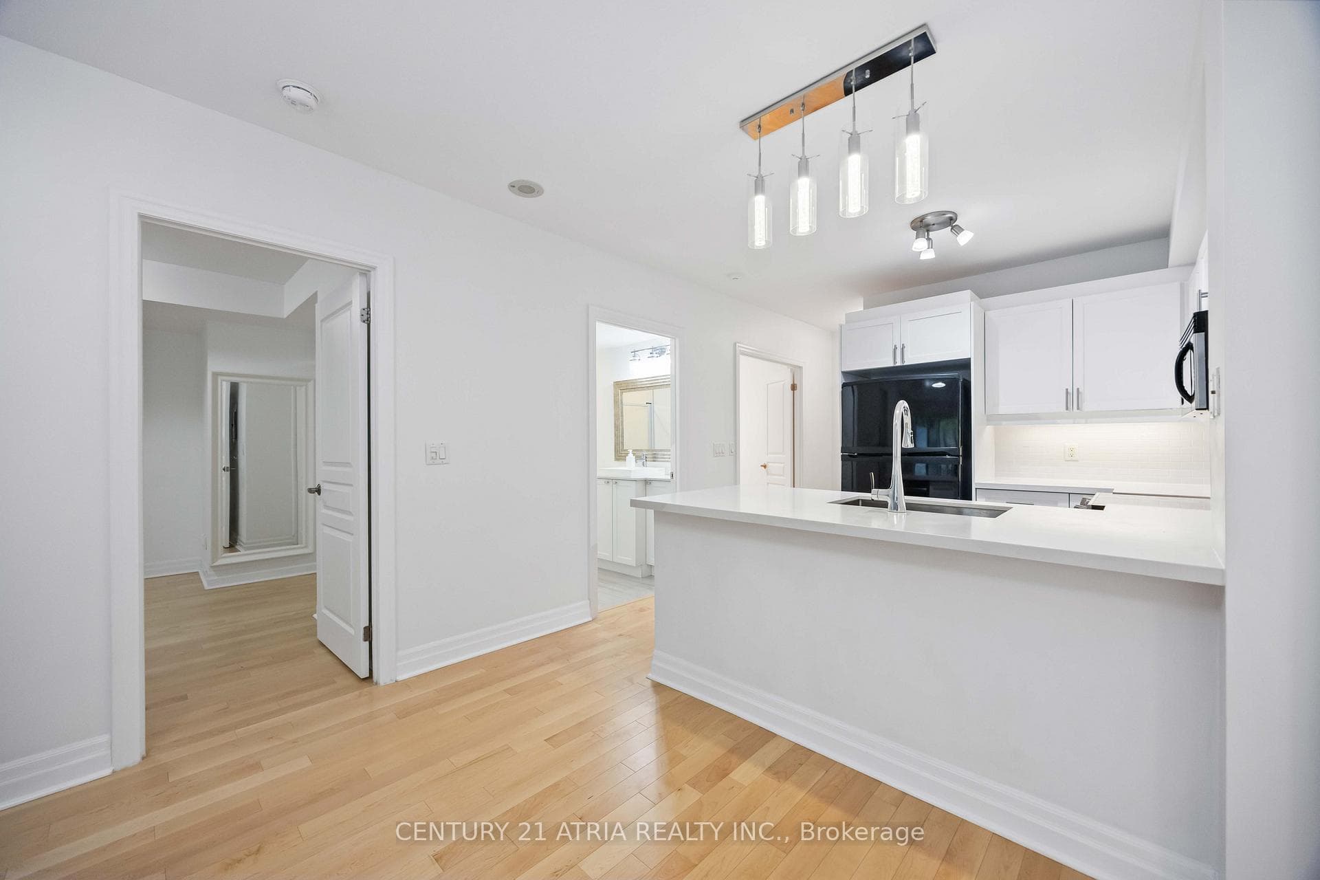 1801 Bayview Avenue Unit 107 photo 13