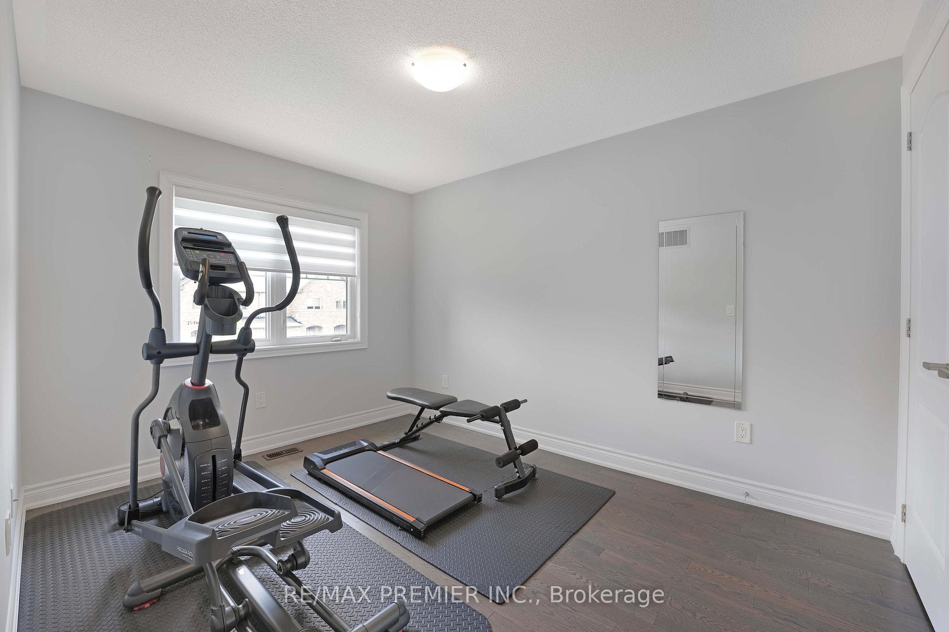 72 Davenfield Circle photo 18