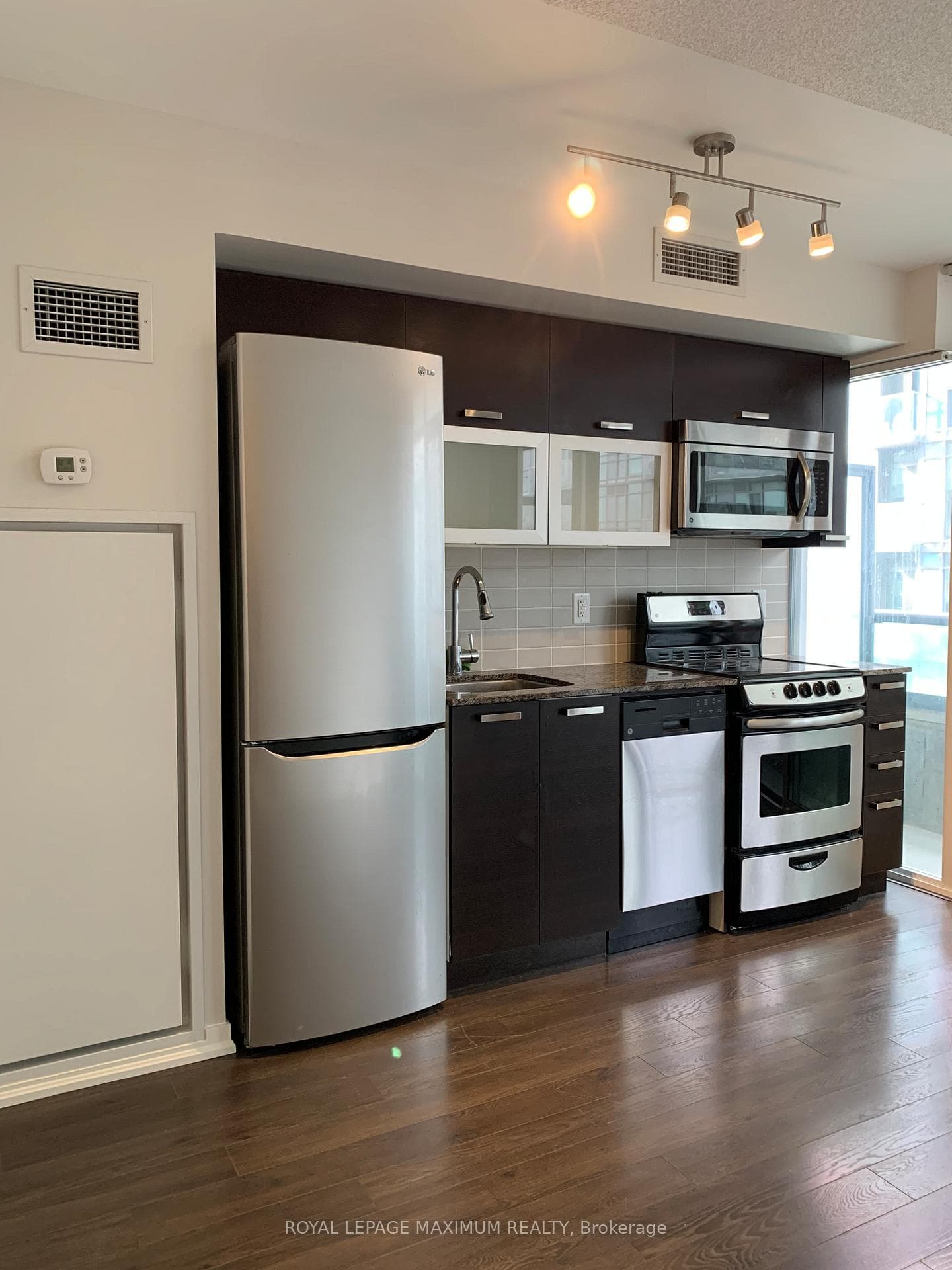 36 Lisgar Street Unit 728 W photo 15