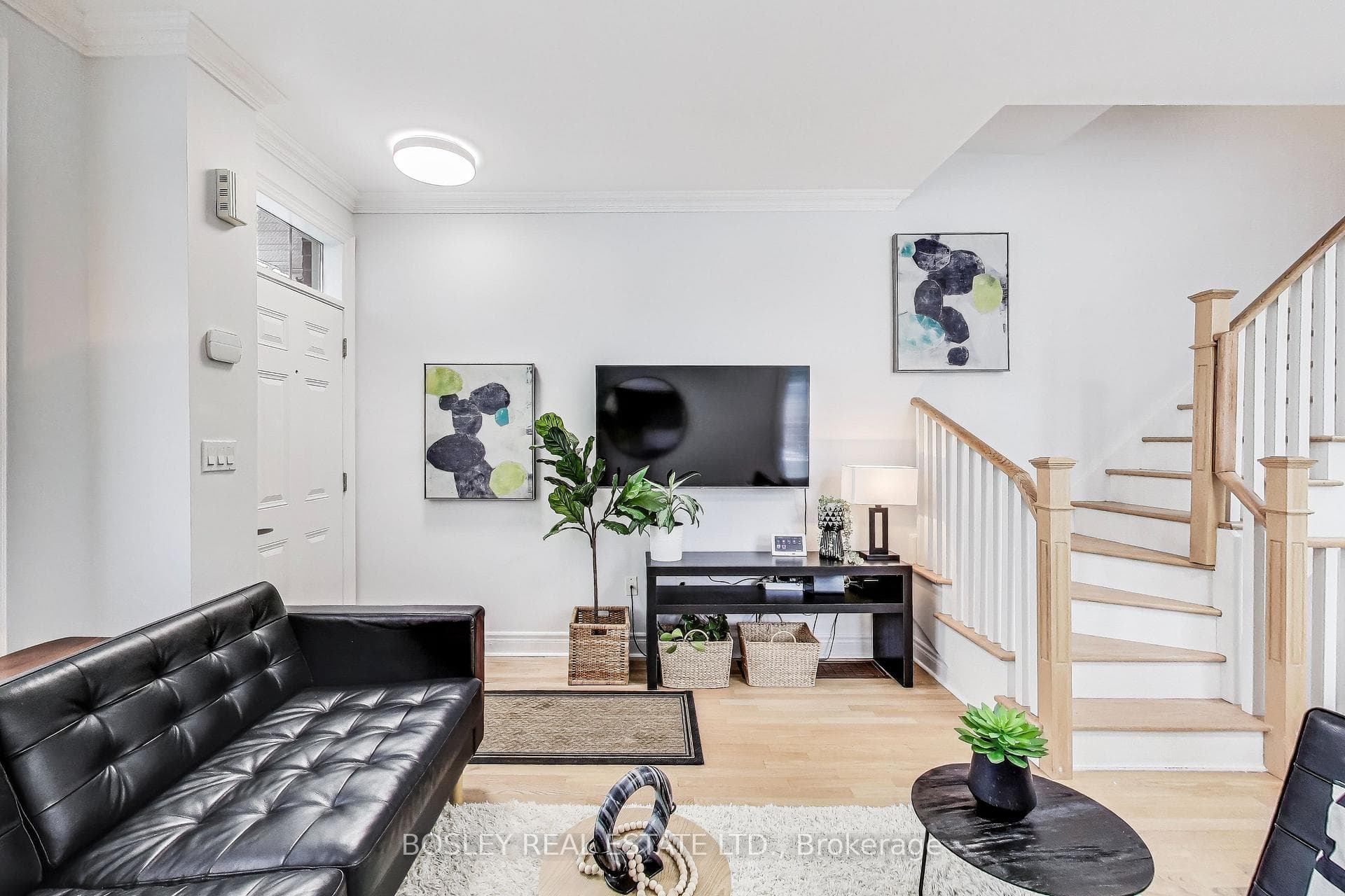 117B The Queensway N/A Unit TH 94 photo 3