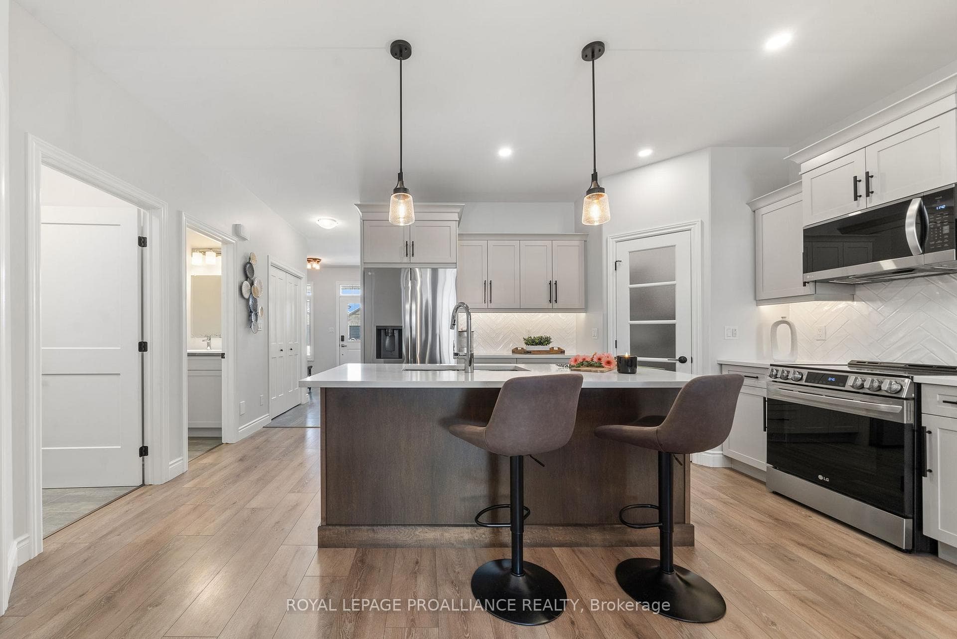 26 Raycroft Drive photo 13