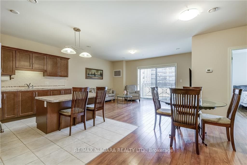 379 Scott Street Unit 207 photo 13