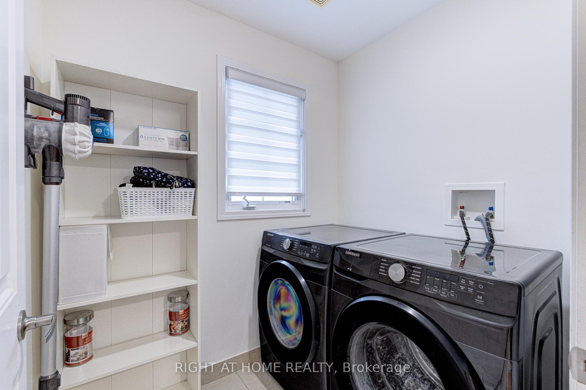 796 Rayner Court photo 40
