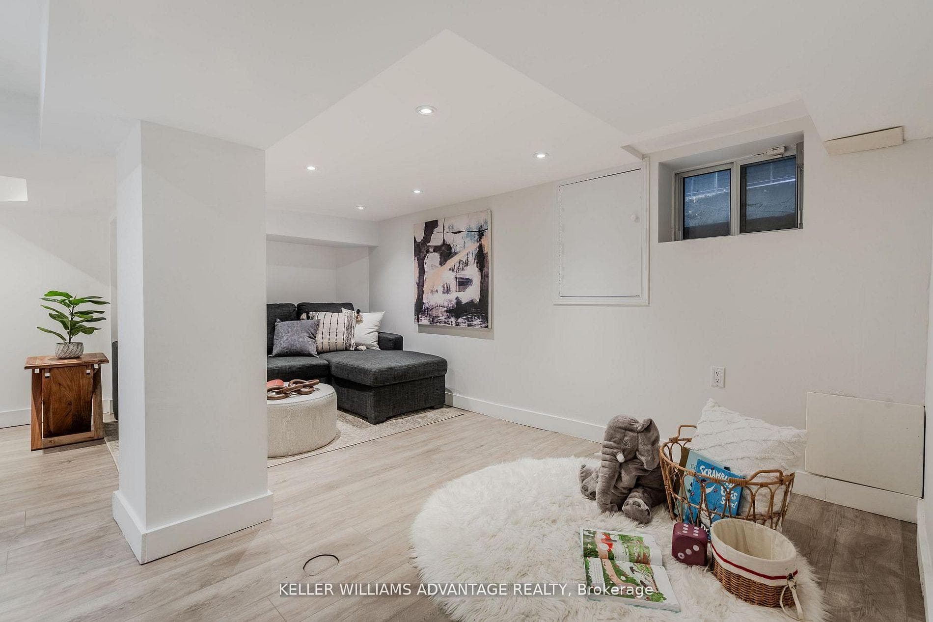 129 Woodfield Road photo 29