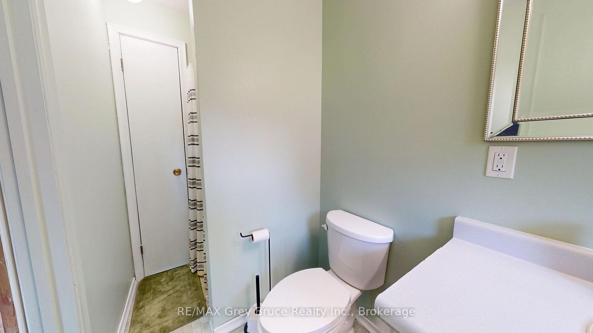 3 pc Primary Ensuite