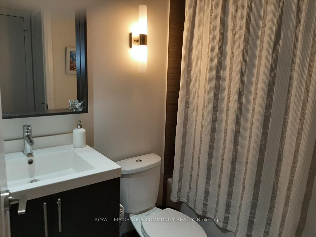 18 Graydon Hall Drive Unit 2106 photo 14