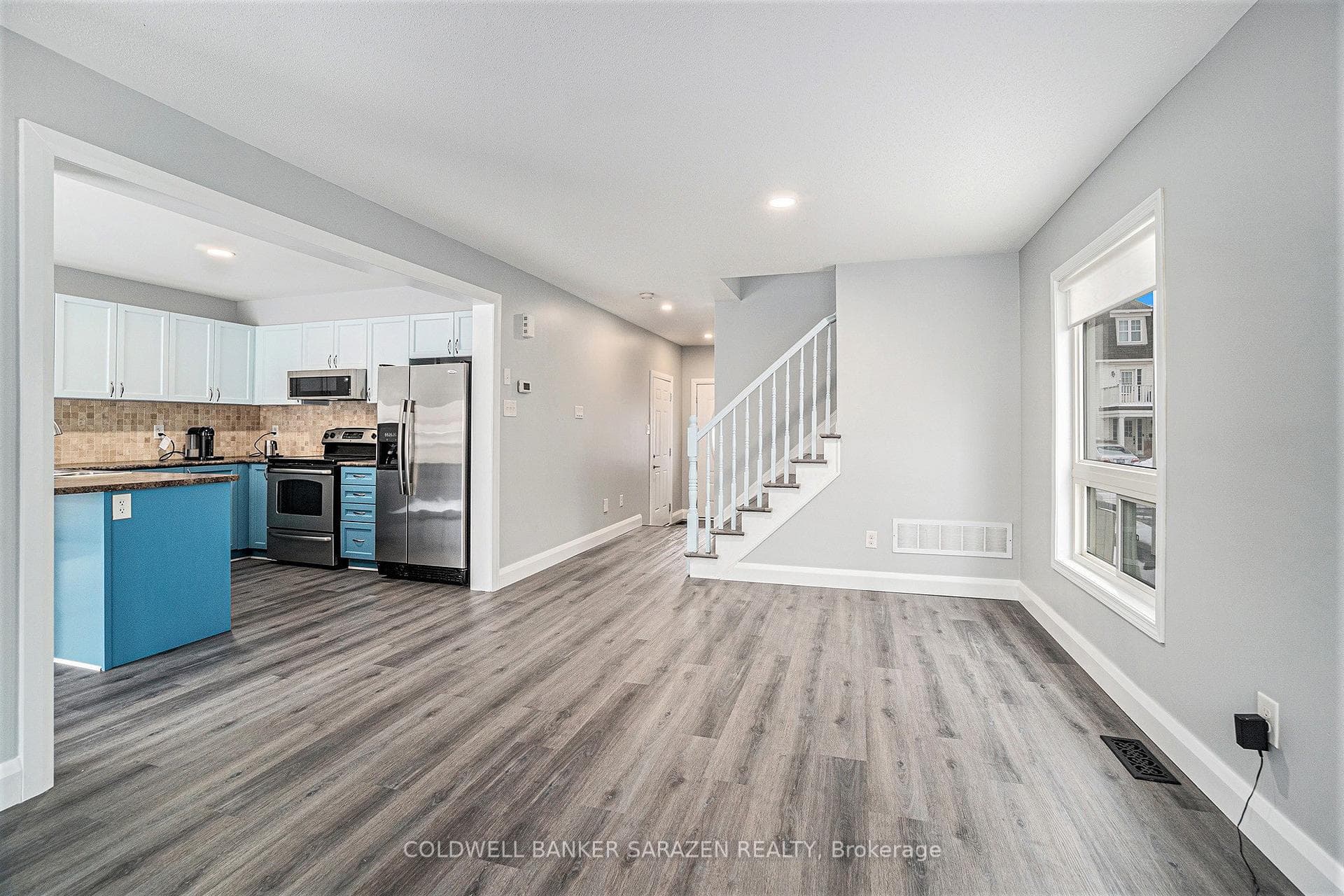 2651 Baynes Sound Way photo 10