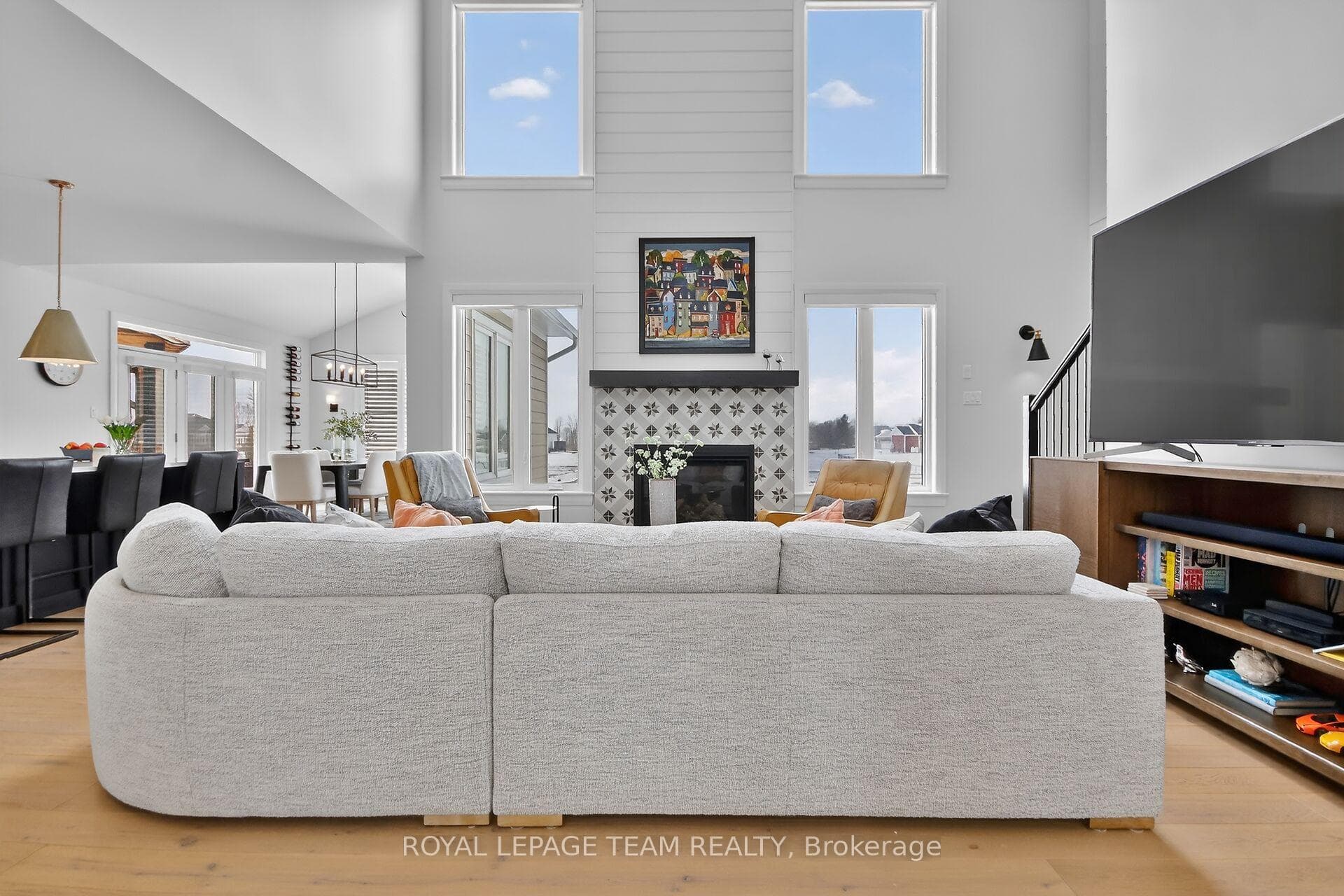 212 Kaswit Drive photo 6
