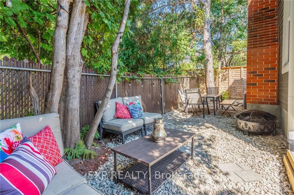 211 HICKORY Street photo 26