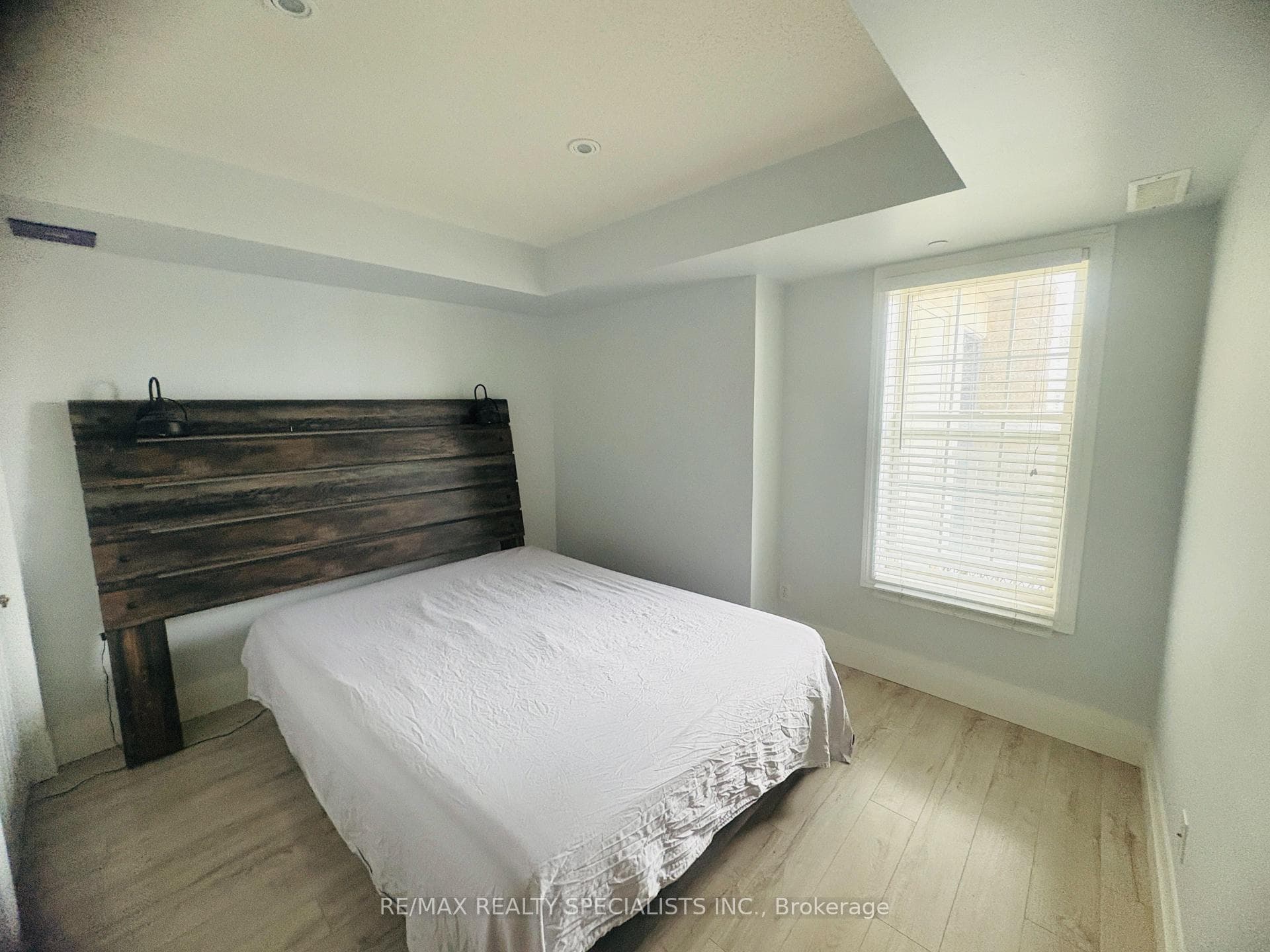 1440 Bishops Gate Unit 406 photo 7