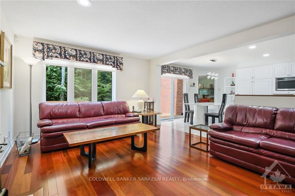 1679 AUTUMN RIDGE Drive photo 13