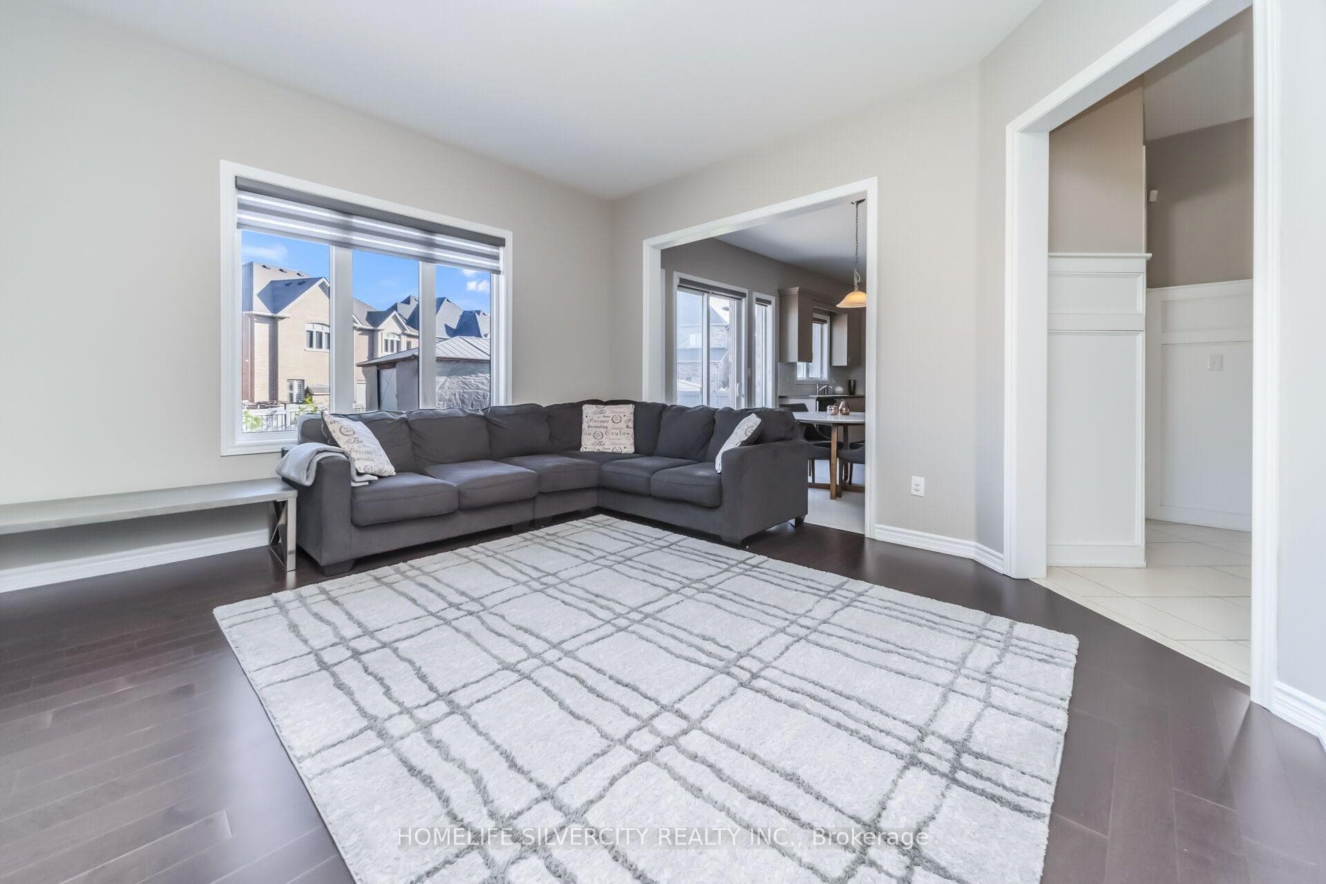 14 Observatory Crescent photo 13