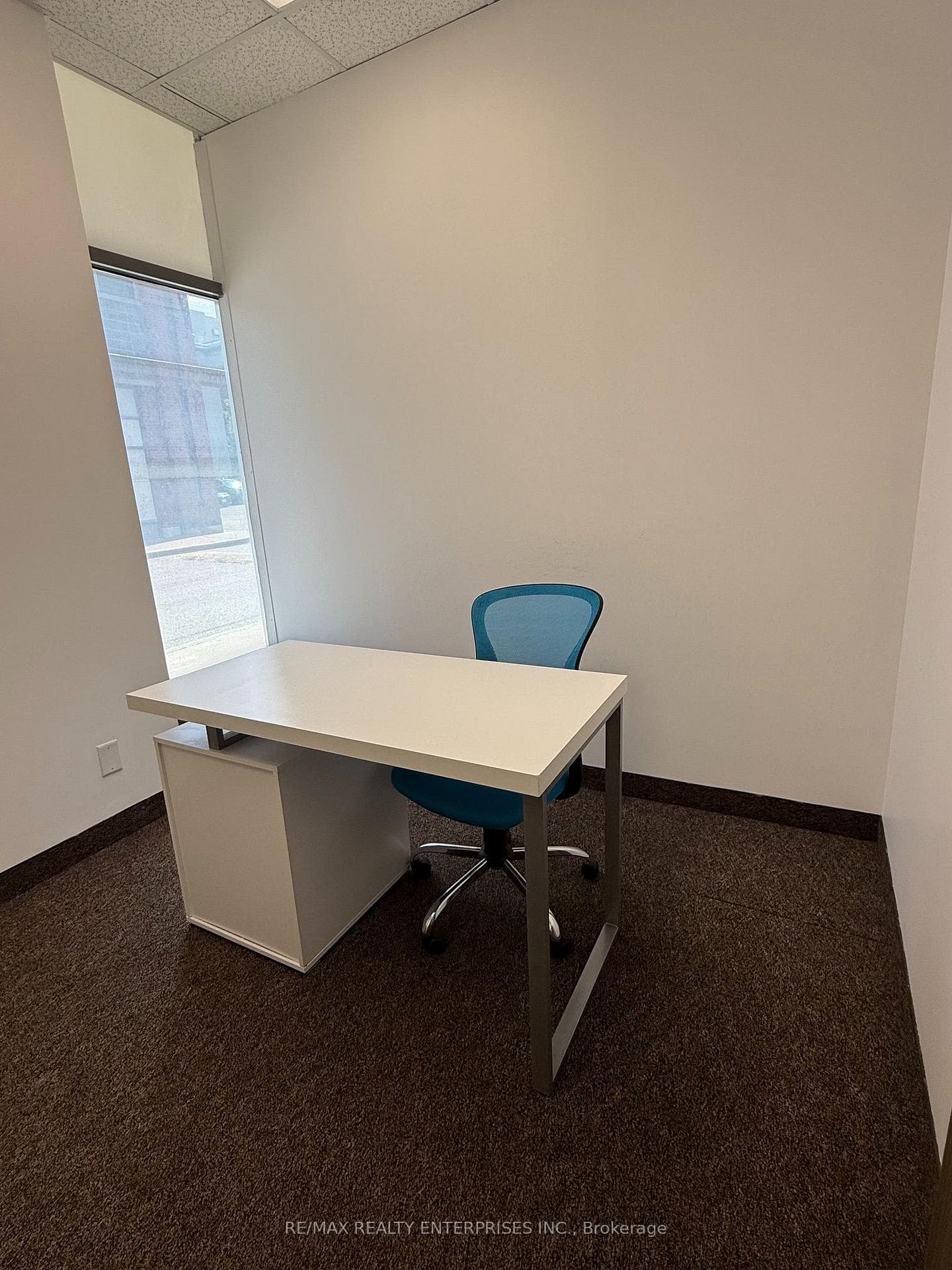 125 Lakeshore Road Unit C-01 photo 2