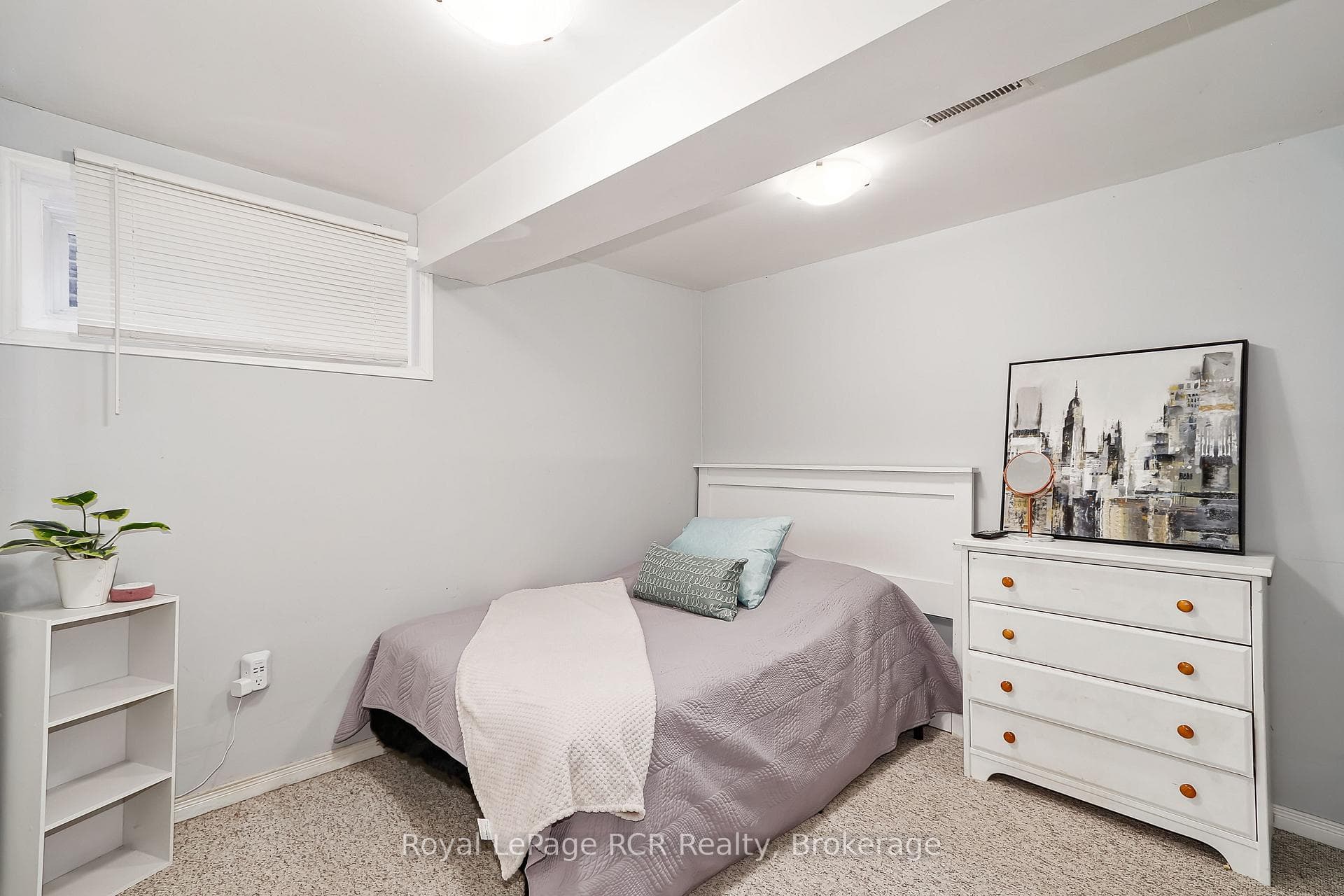 92 Alice Street photo 26