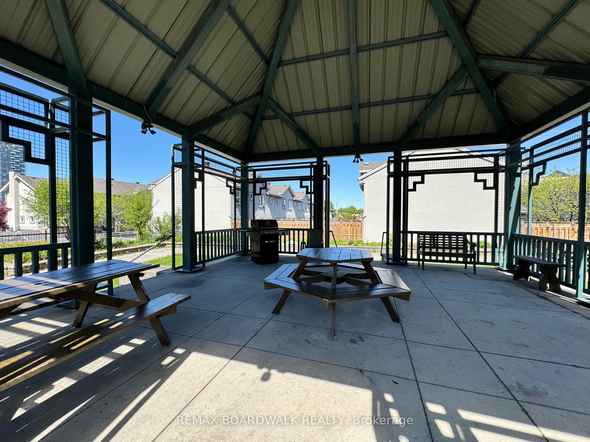 35 HOLLAND Avenue Unit 907 photo 29