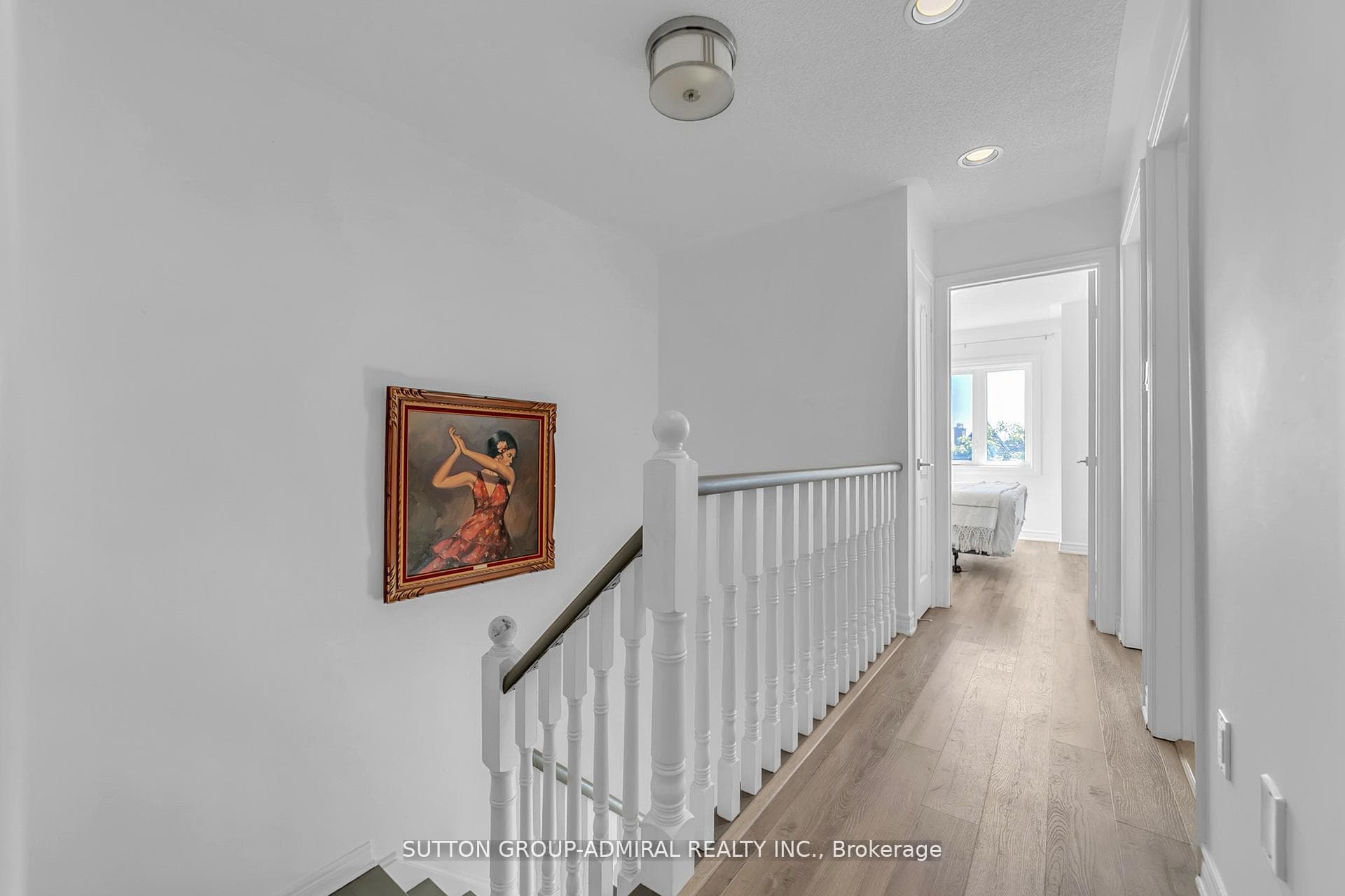 255 Shaftsbury Avenue Unit 64 photo 18