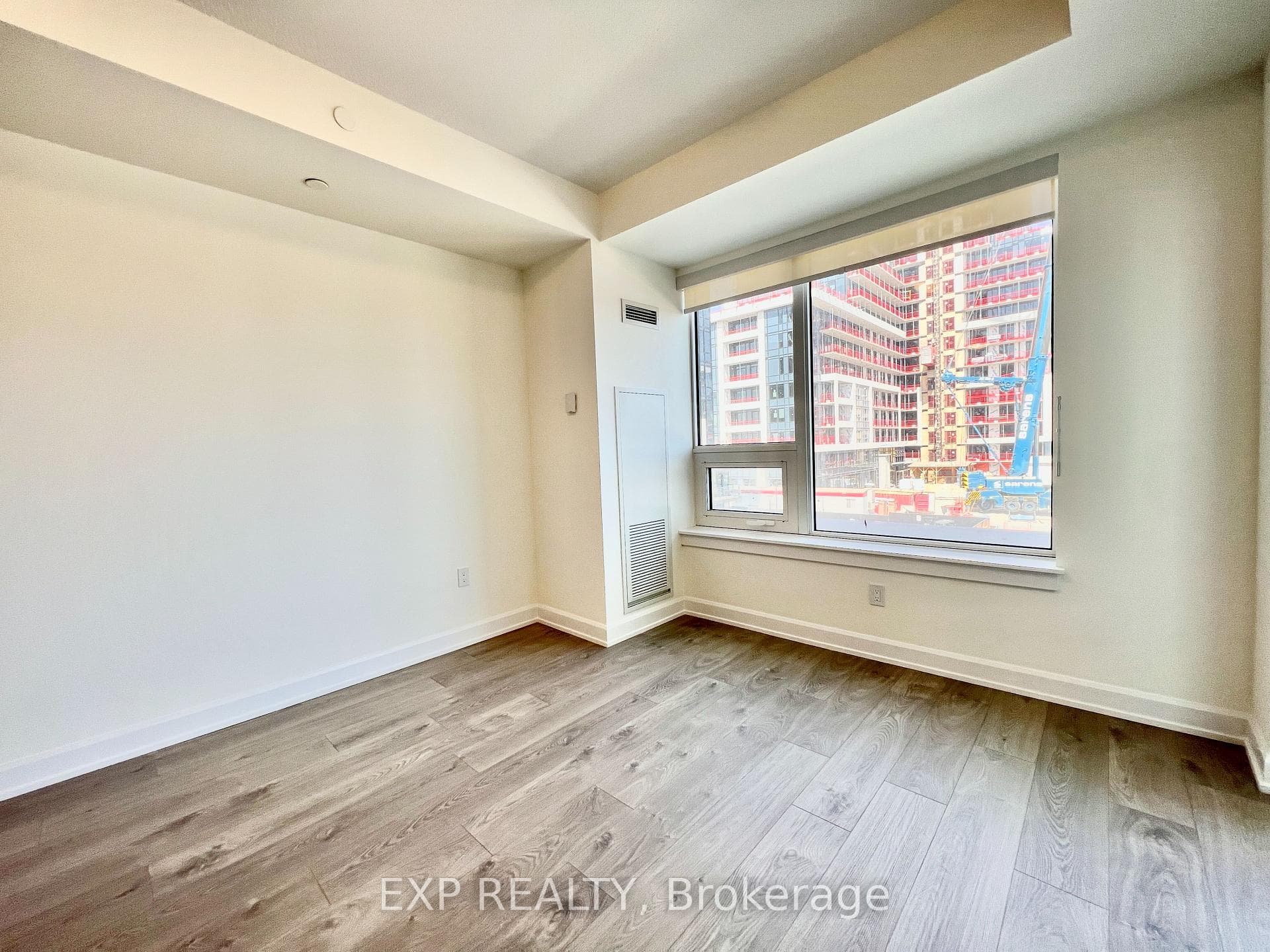 3200 William Coltson Avenue Unit 305 photo 10