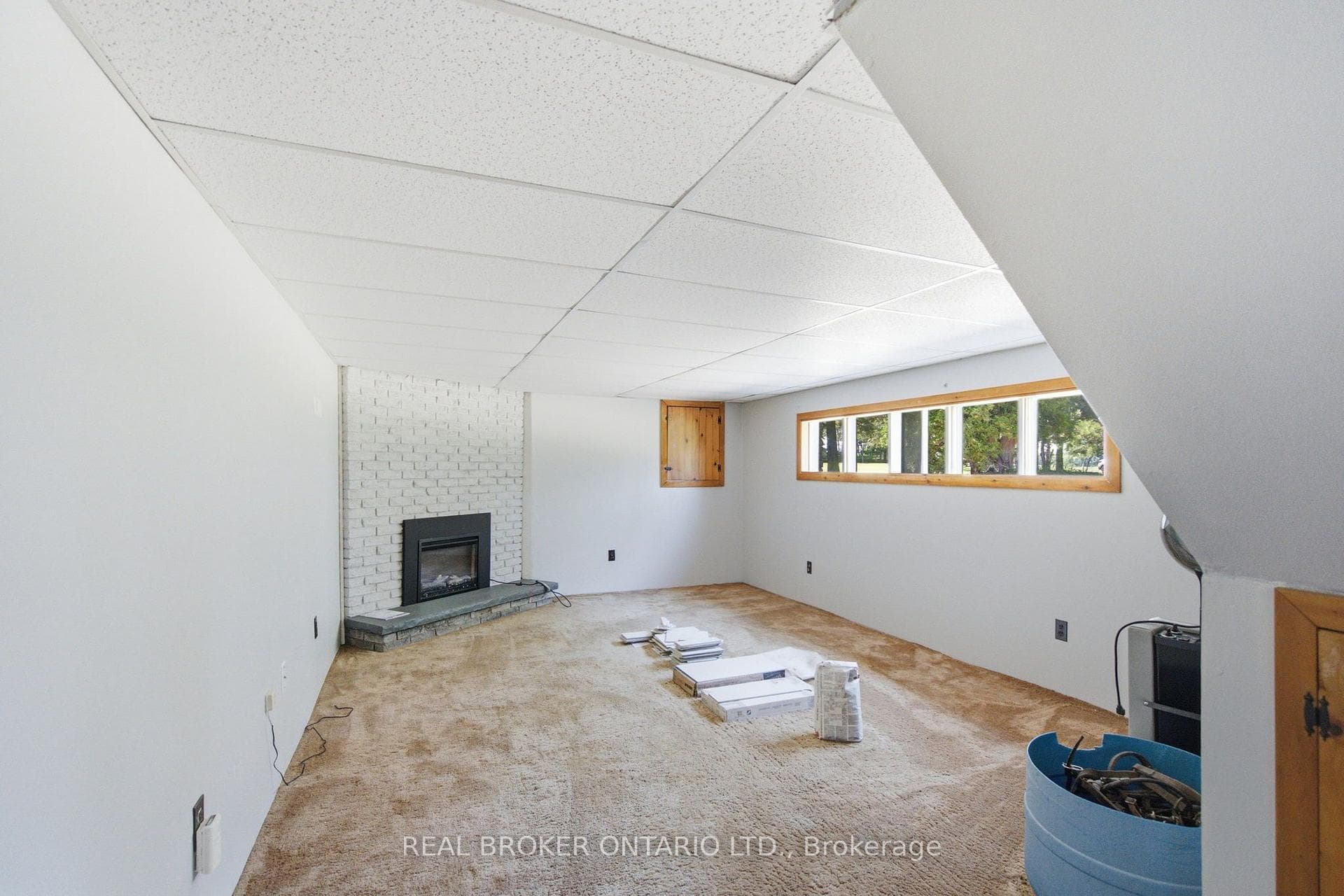 785 Reid Road photo 35